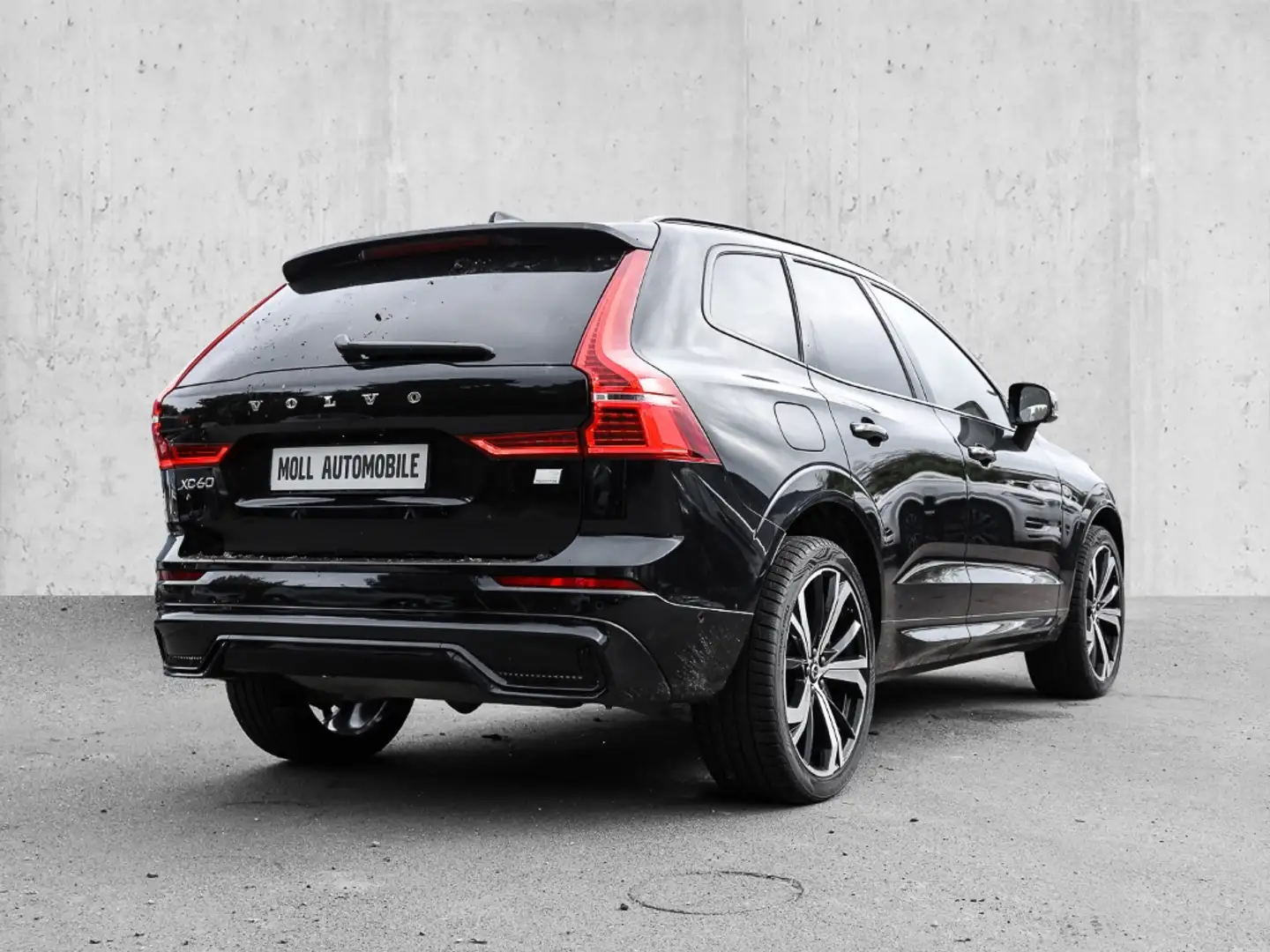 Volvo XC60 Ultimate Dark Recharge Plug-In Hybrid AWD T8 Twin Schwarz - 2