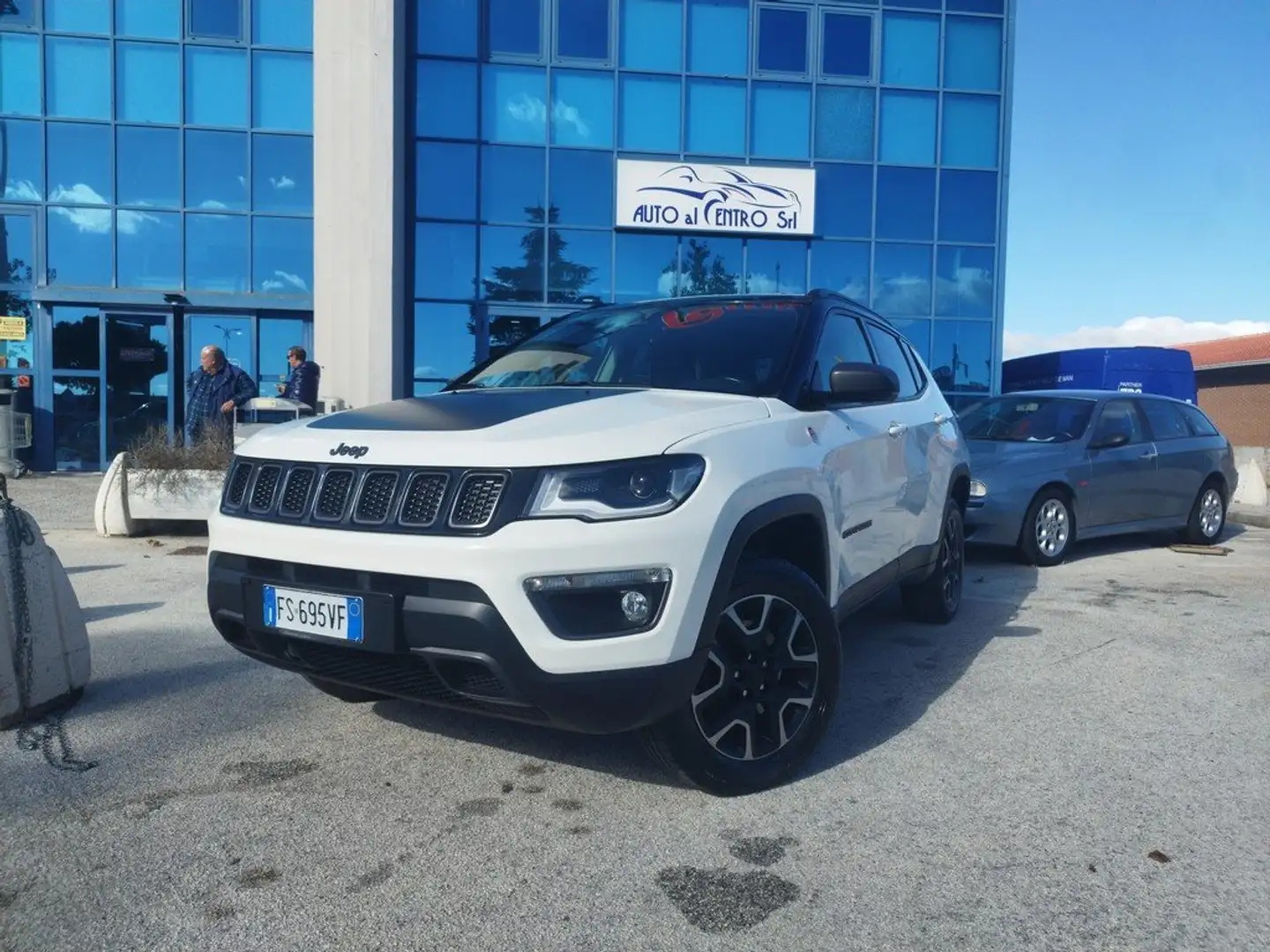 Jeep Compass 2.0 mjt Trailhawk 4wd active drive low 170cv autto Bianco - 1