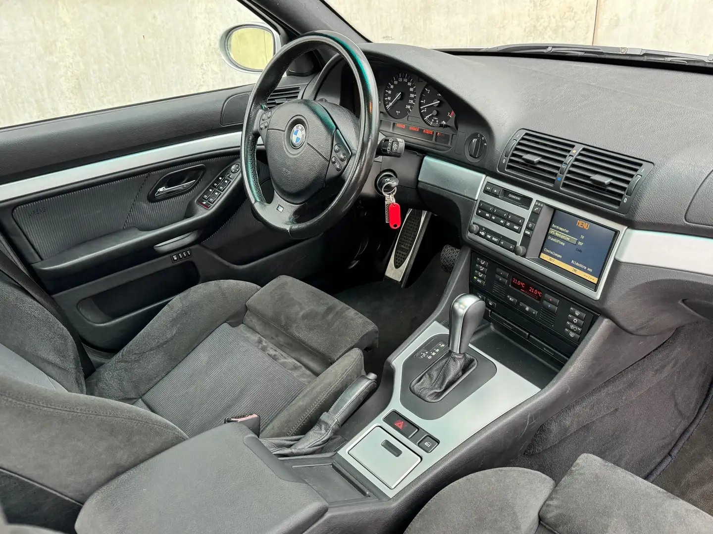 BMW 535 i V8 | M Sport | 245 HP | Alcantara | Original E39 Zilver - 2