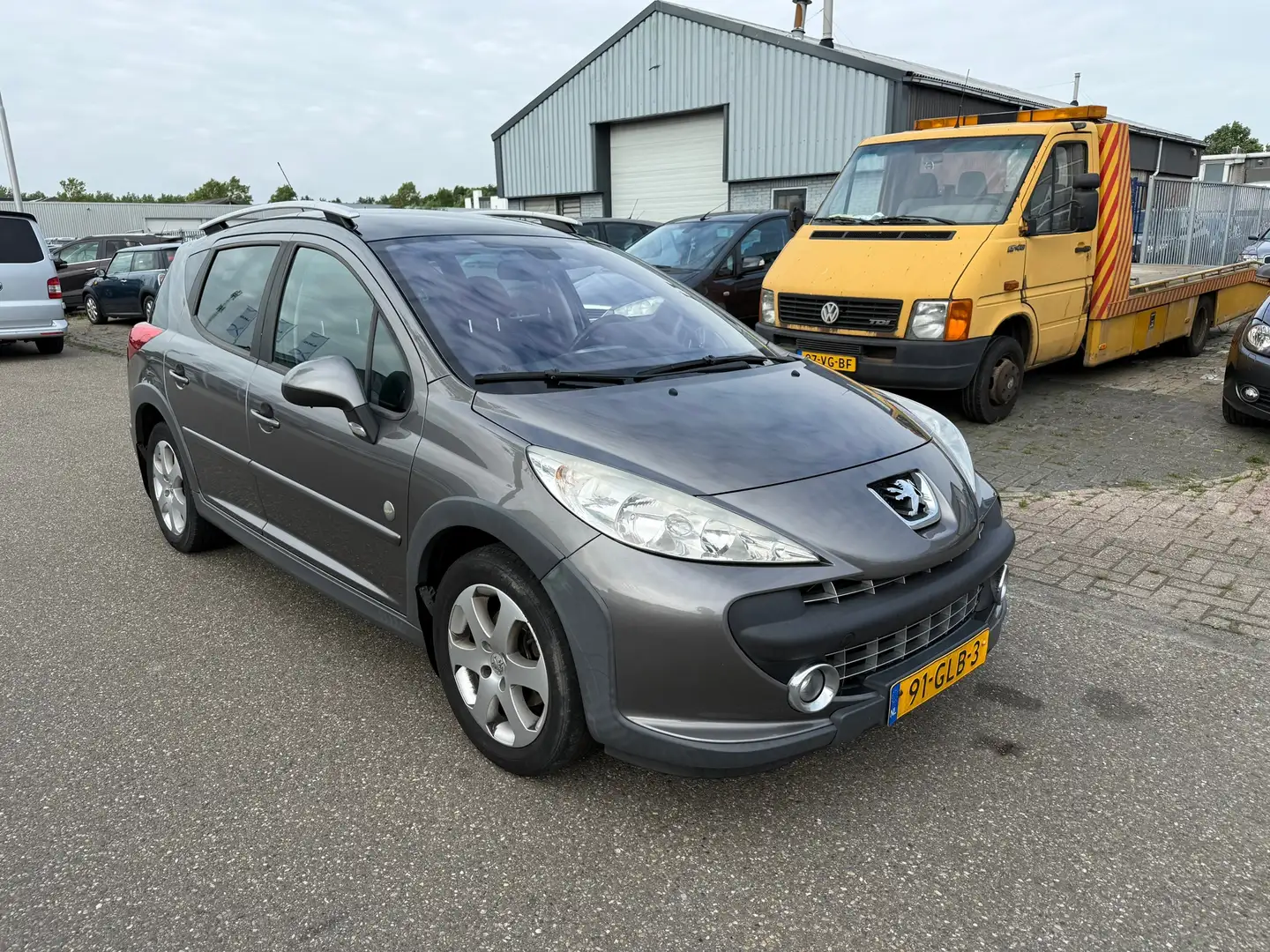 Peugeot 207 SW Outdoor 1.6 VTi XS Clima Bj:2008 NAP! Gri - 2