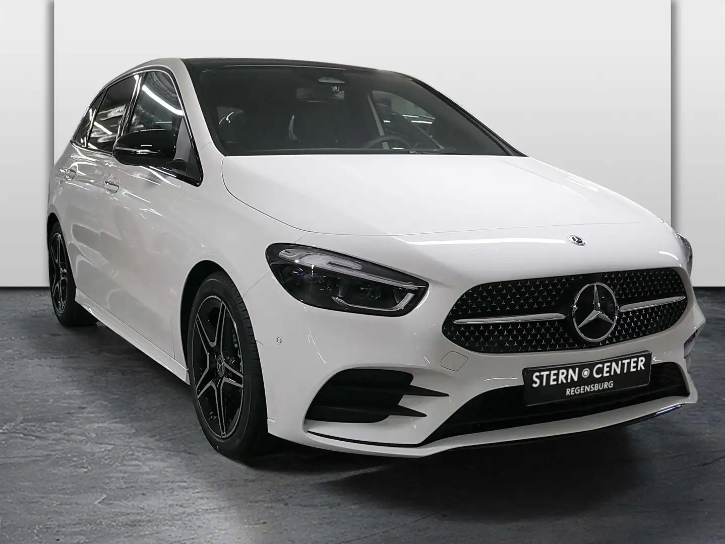 Mercedes-Benz B 200 AMG+DISTRONIC+MEMORY+PANO+AHK+MULTIBEAM+++ Weiß - 2