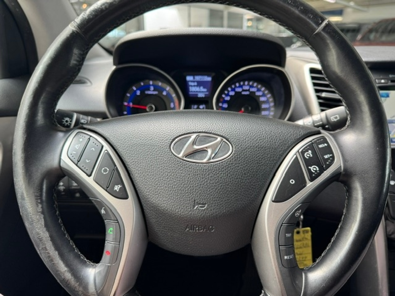 Hyundai i30 Trend blue 1.6 CRDI 7-DCT — photo 14