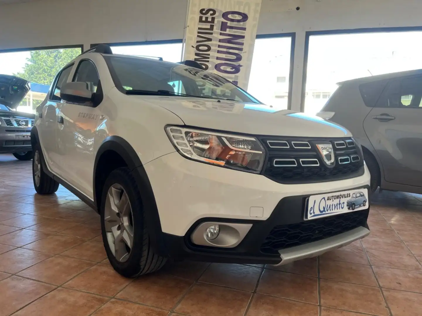 Dacia Sandero 1.5dCi Stepway 90 Blanco - 1