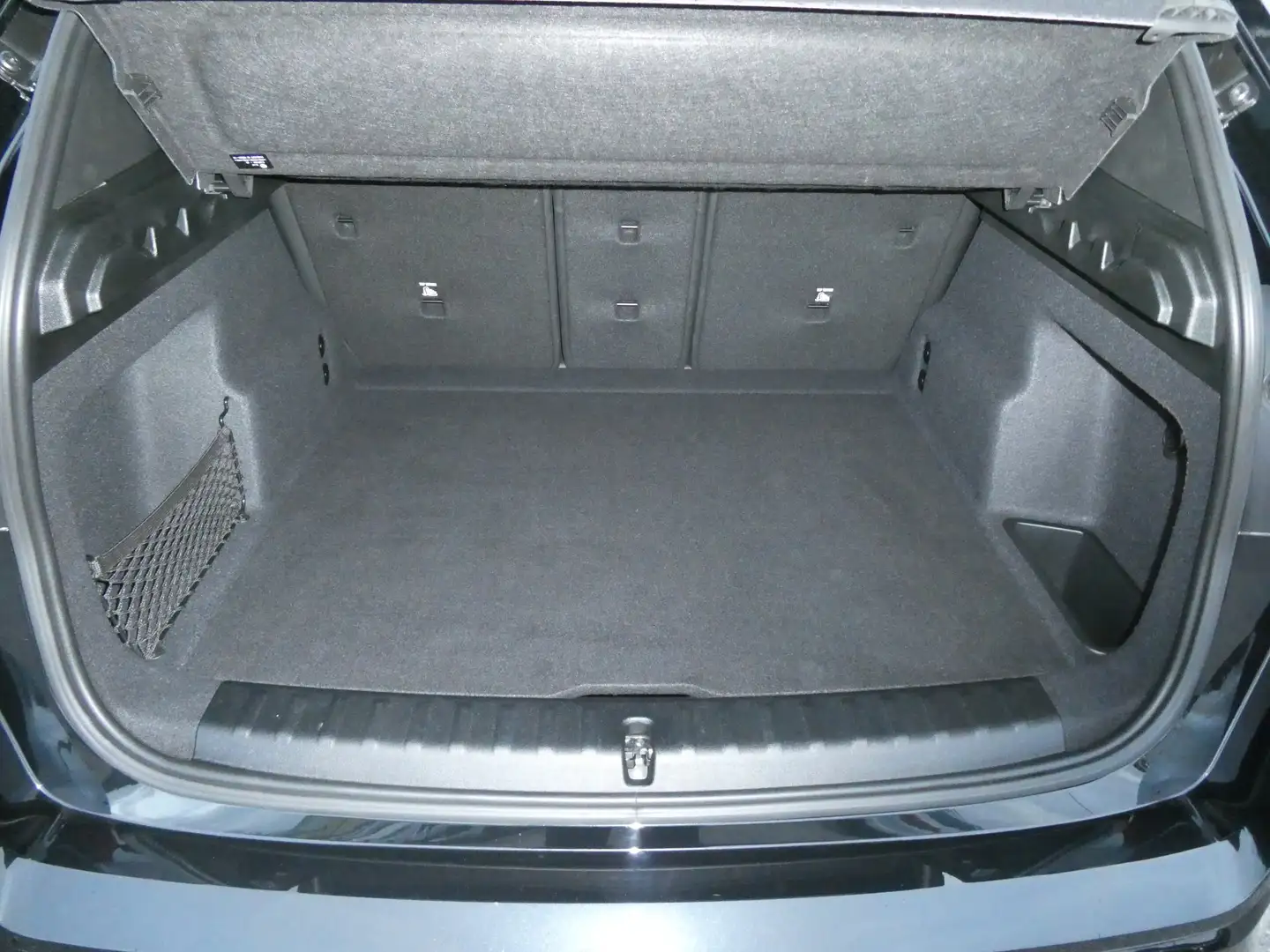 BMW X1 X1 xDrive20d Schwarz - 2