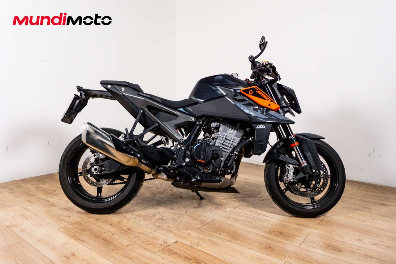 KTM 990 Super Duke