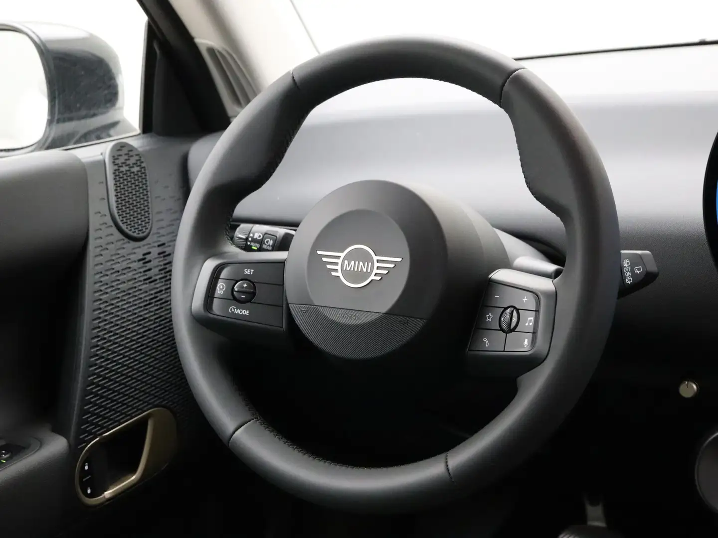 MINI Cooper SE Essential PRIVATE LEASE EUR 404,- (48 mnd/10.000 k Blanc - 2