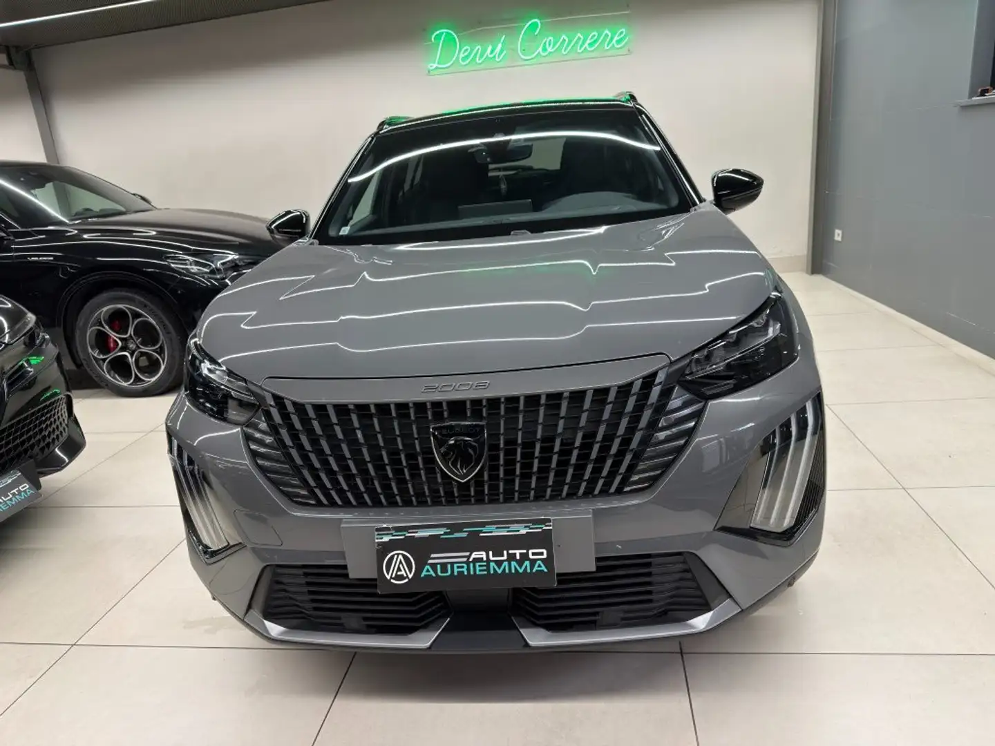 Peugeot 2008 1.2 PURETECH 130 CV GT EAT8 KM 7100 Grigio - 2