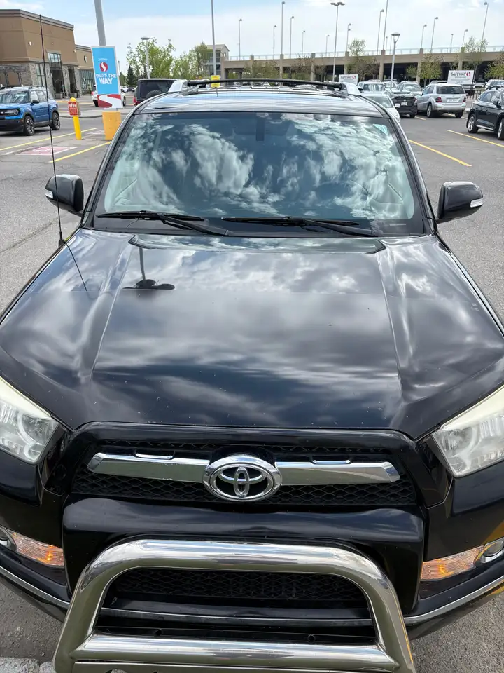Toyota 4-Runner снимка Toyota 4-Runner