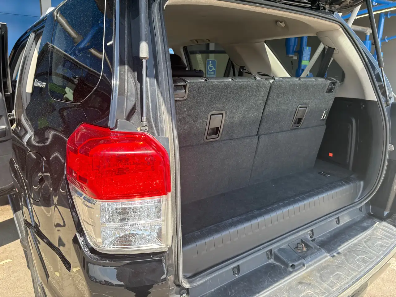 Toyota 4-Runner снимка Toyota 4-Runner