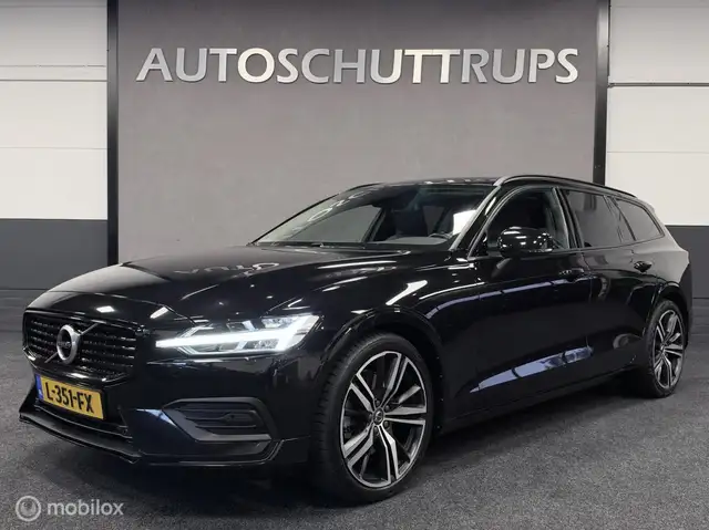 Volvo V60 2.0 B3 Momentum Advantage ORIGINEEL NL / LEDEREN I