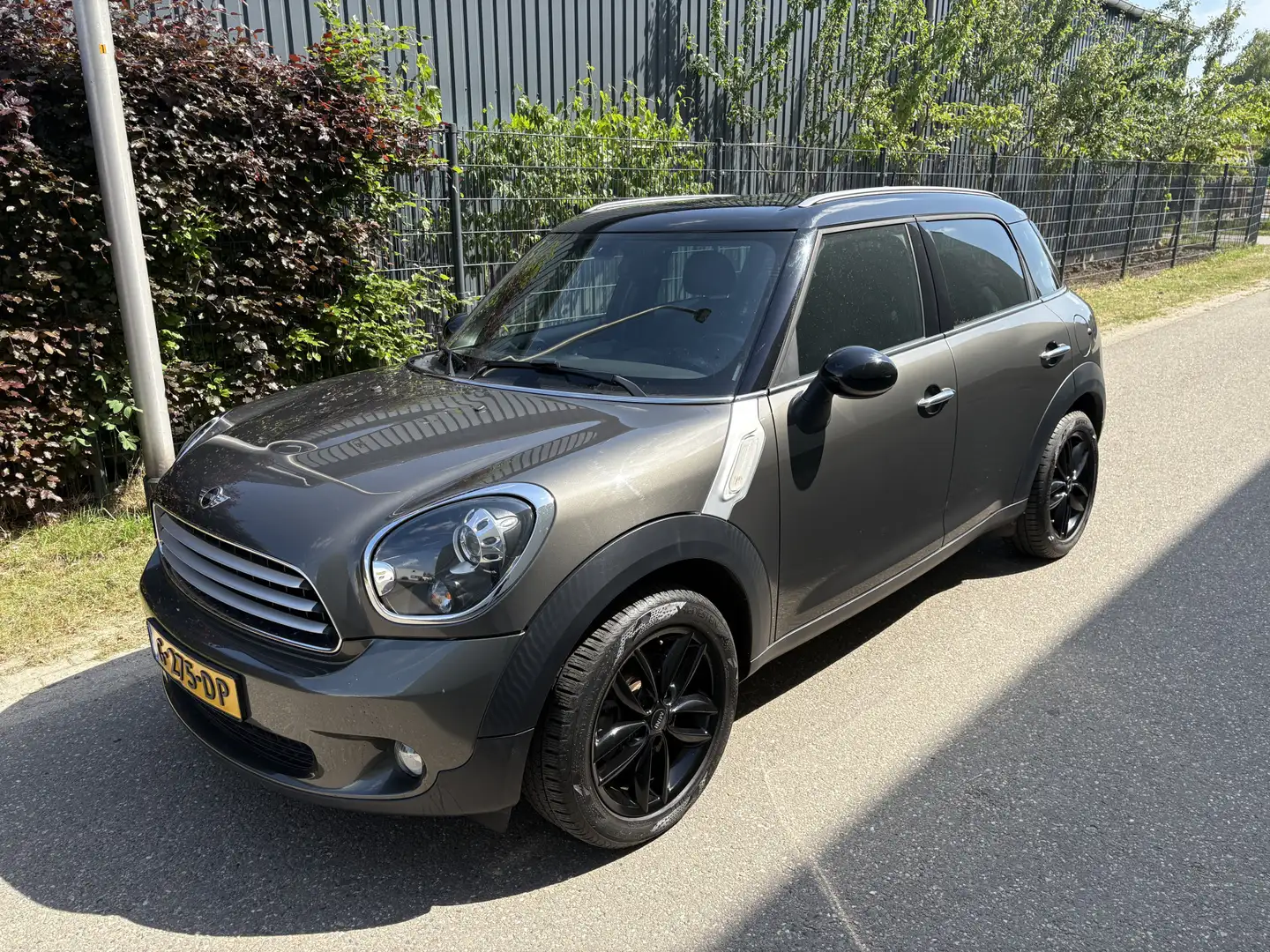 MINI Cooper Countryman Mini 1.6 Chili / AIRCO / NAVI / CRUISE / 116dkm! Grijs - 2
