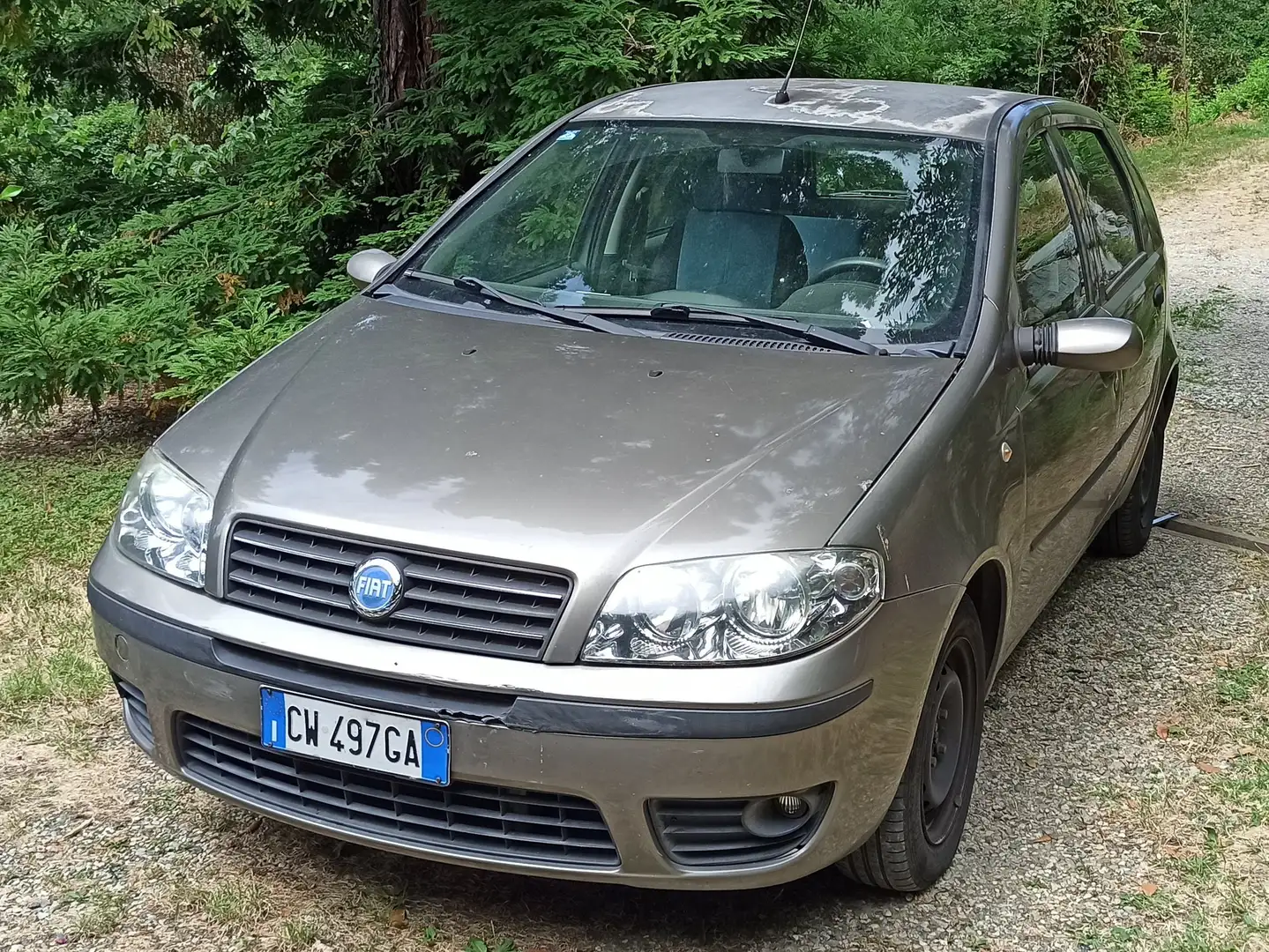 Fiat Punto MULTIJET 1,3 no blocco euro 5 Grigio - 1