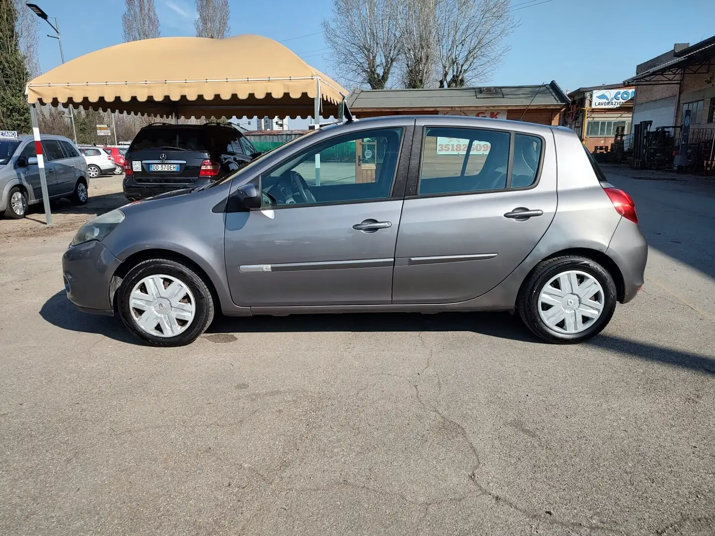 Renault Clio 1.2 16V 5 porte GPL Confort, OK NEOPATENTATI Gris - 2