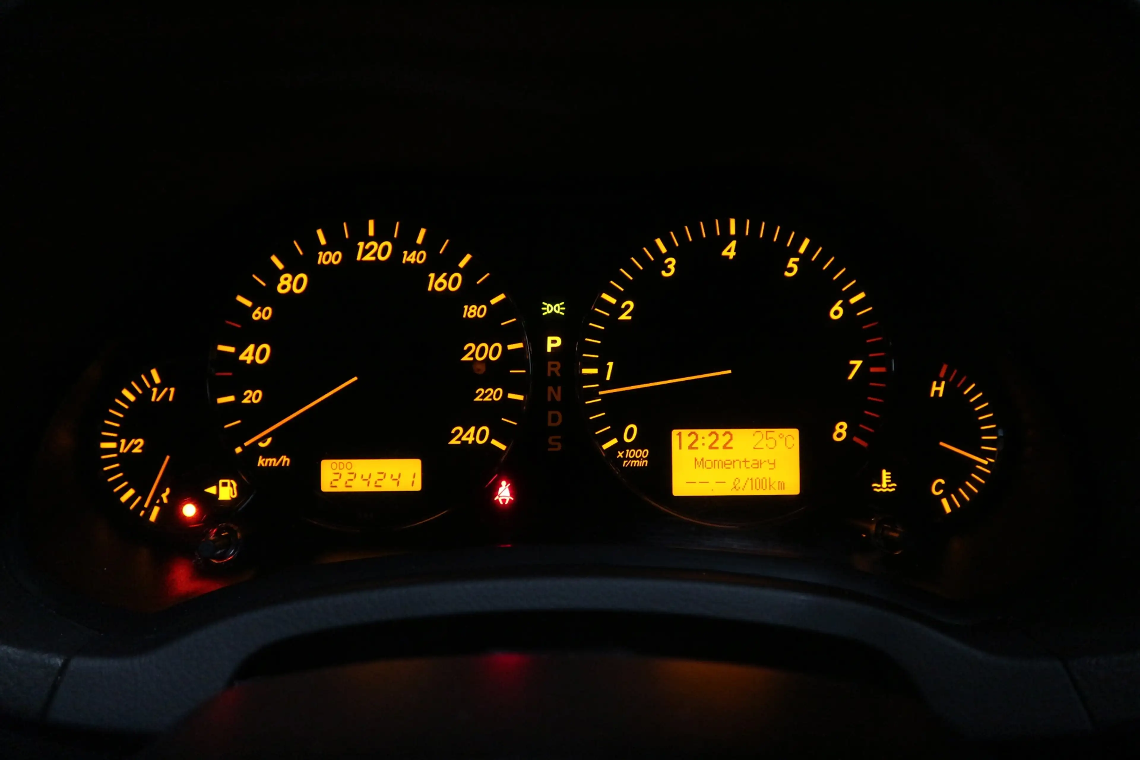 Toyota Avensis Wagon 2.0 VVTi Business Pro AUTOMAAT/ TREKHAAK/ AI — photo 9