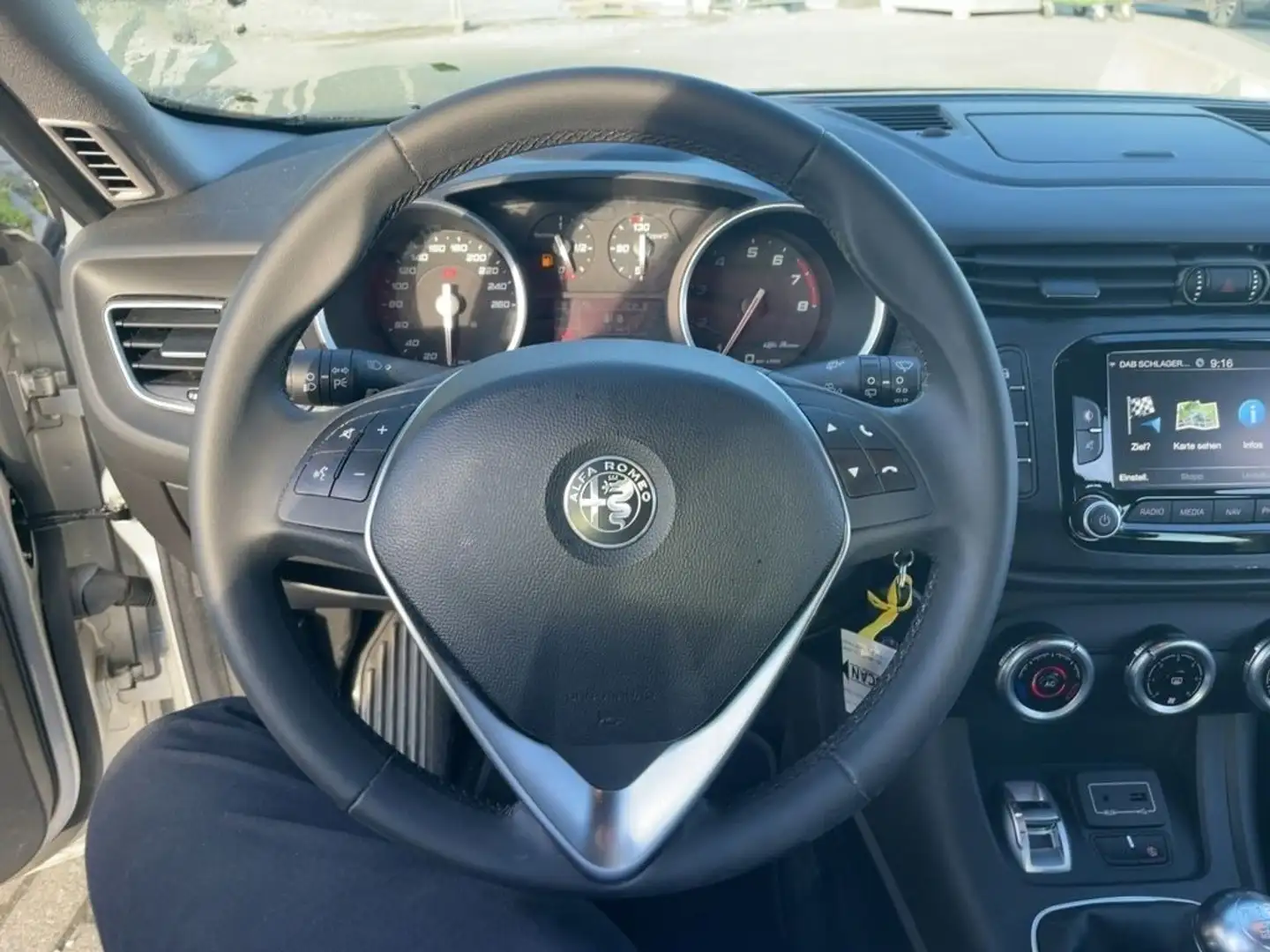 Alfa Romeo Giulietta 1.4 Turbo 120 CV Argento - 2