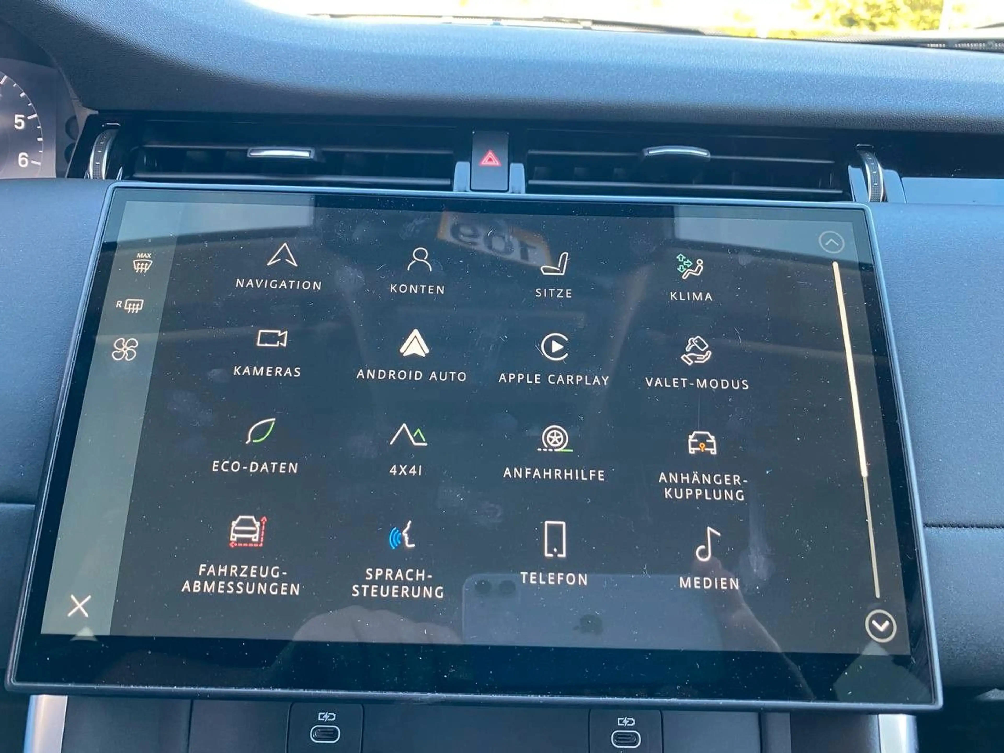 Land Rover Discovery Sport p300e Plug-in Led Cam Nav 1.Hand — photo 14