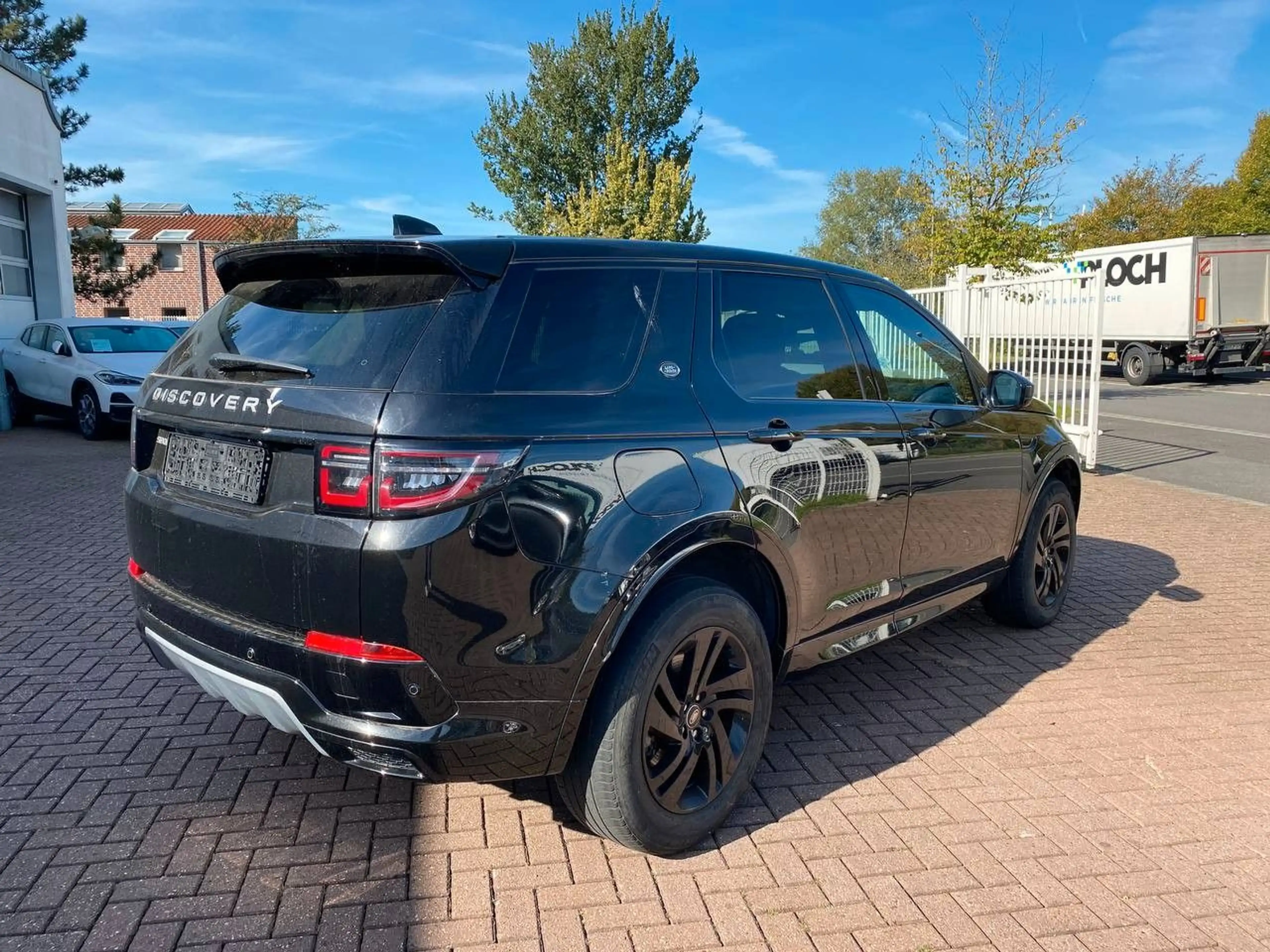 Land Rover Discovery Sport p300e Plug-in Led Cam Nav 1.Hand — photo 6