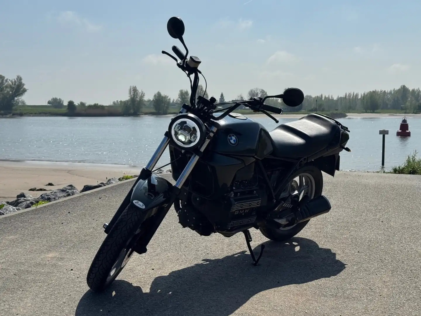 BMW K 75 Noir - 1