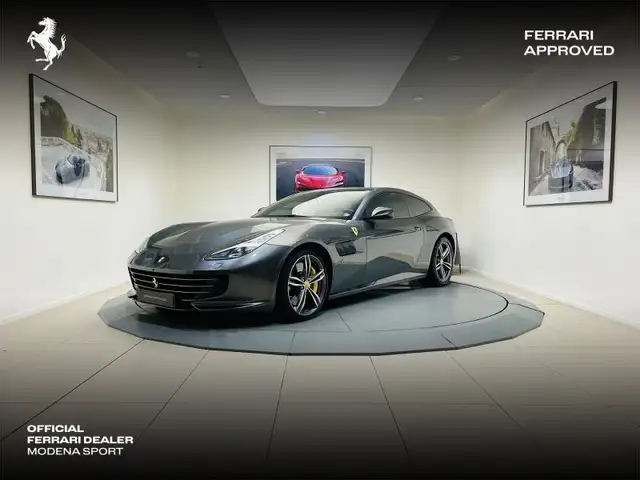 Ferrari GTC4 Lusso