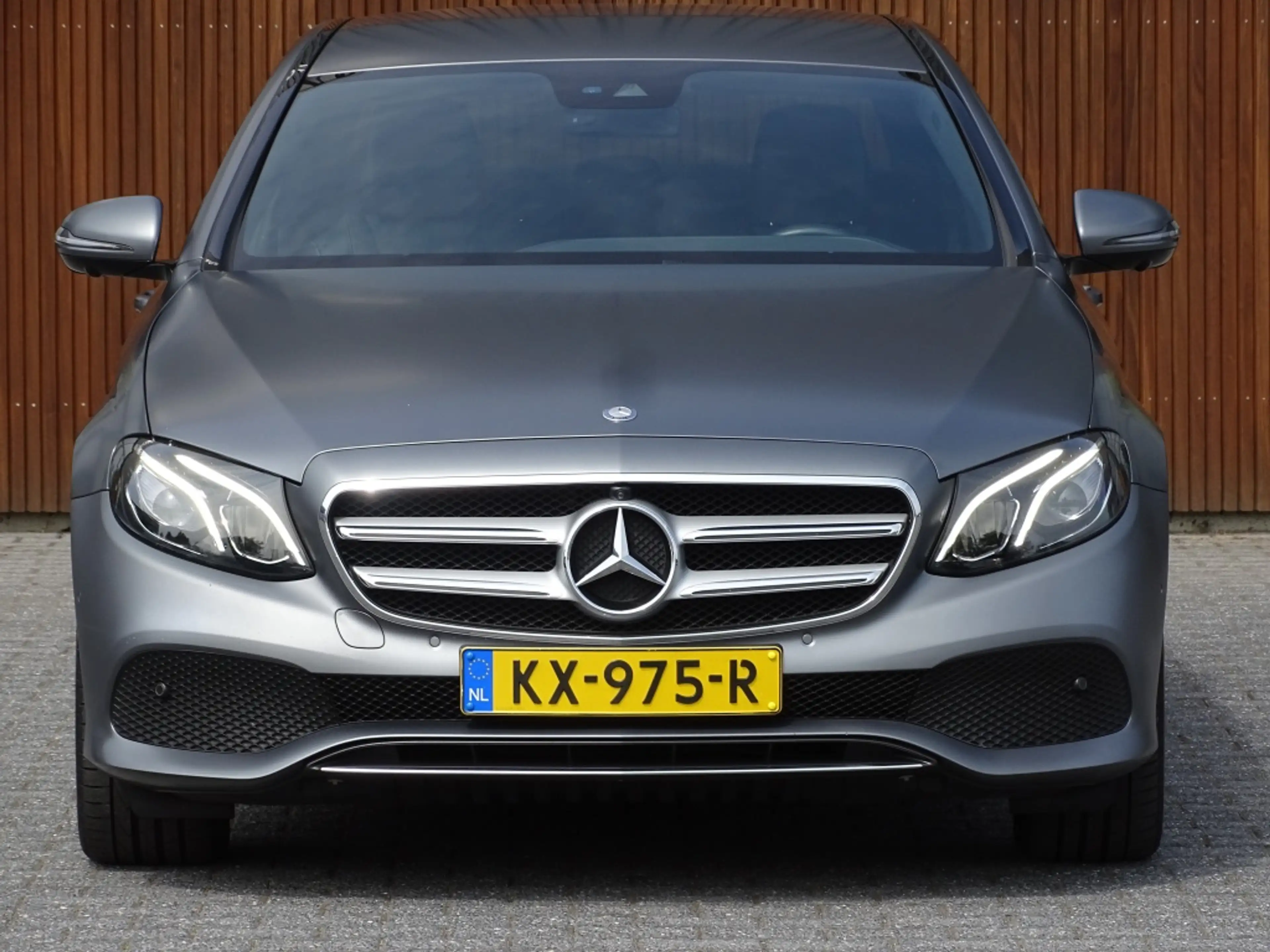 Mercedes-Benz E 350 e 286PK / AMG Pakket / *NAP* — photo 8