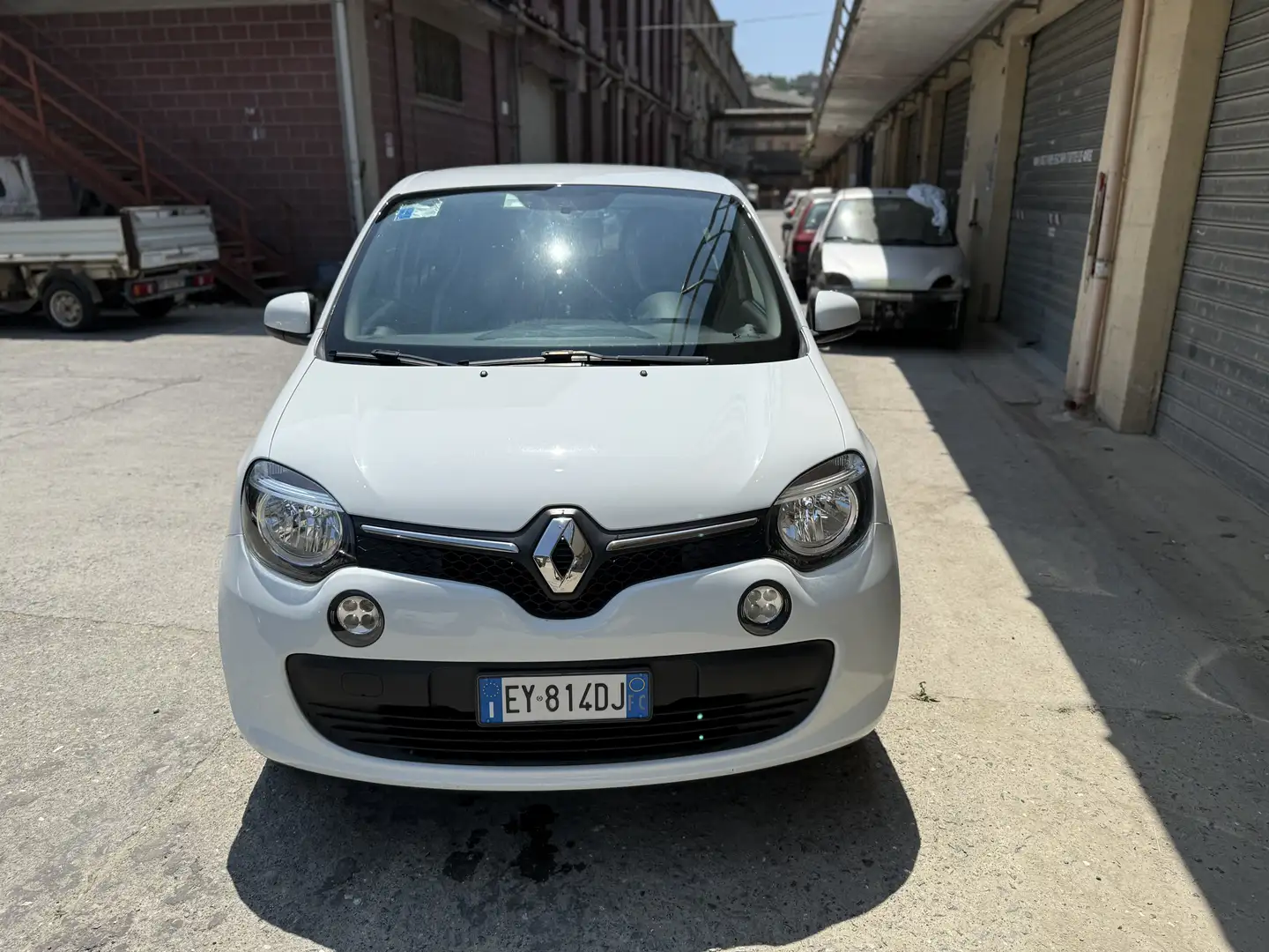 Renault Twingo 1.0 sce Live 70cv - 1