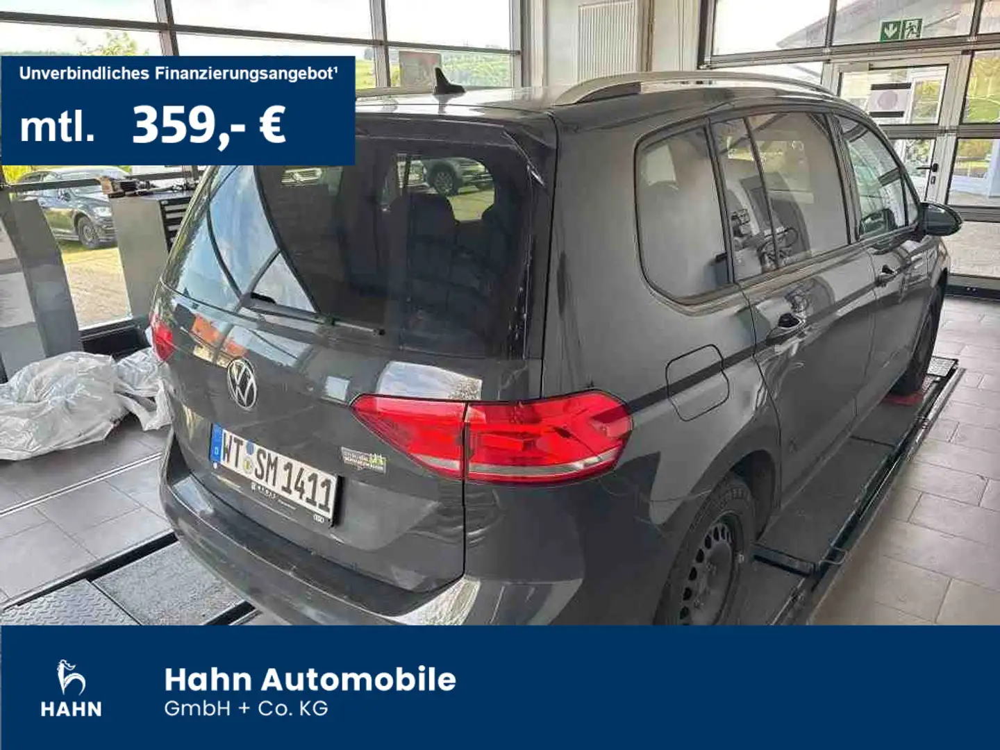 Volkswagen Touran 1.5TSI DSG United 7-Sitze AHK Cam Navi Grau - 1