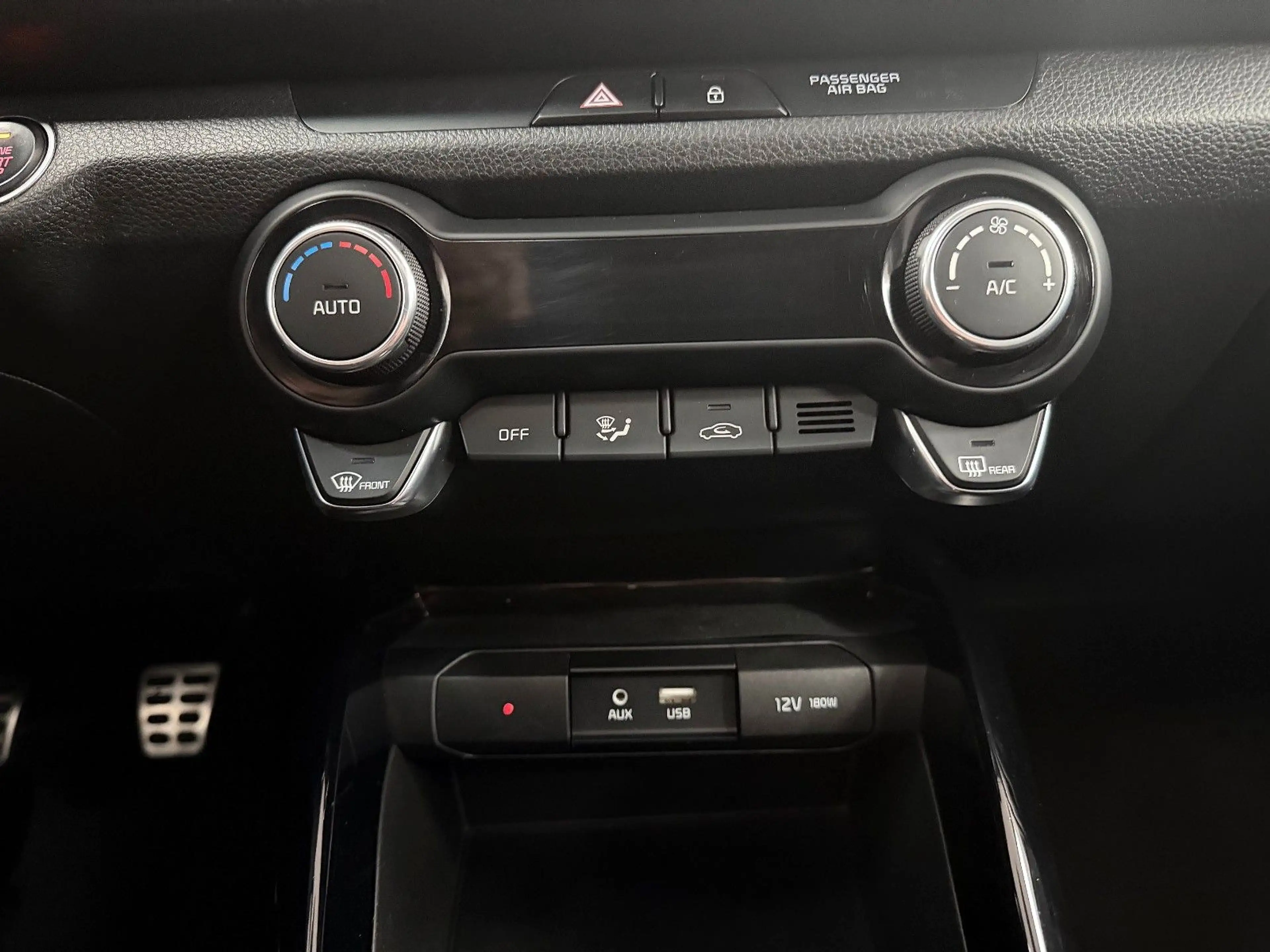 Kia Rio Platinum Edition.AHK.NAVI.KAMERA.LEDER.PDC — photo 27
