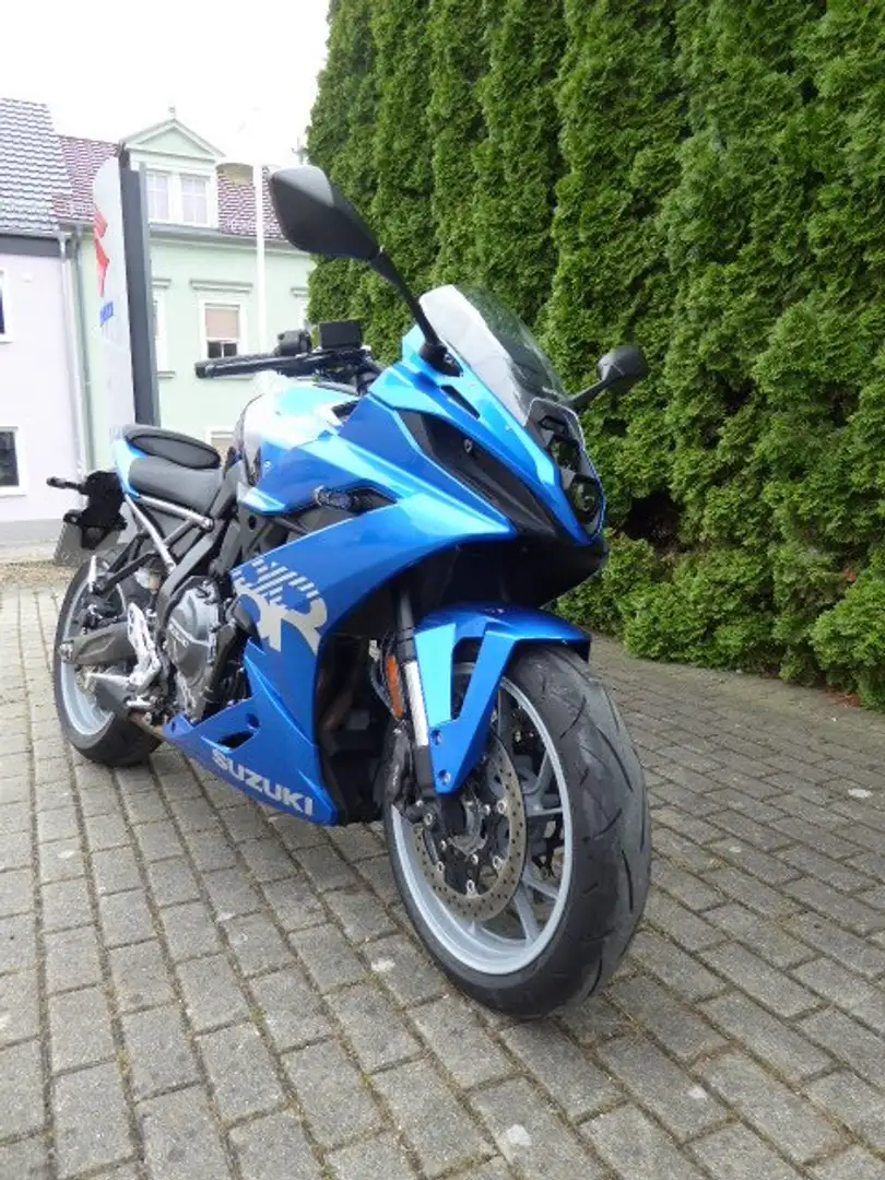 Suzuki GSX 8R GSX800FRQM4  Vorführfahrzeug Niebieski - 2
