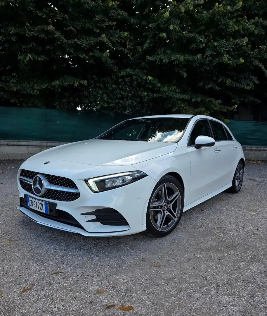 Mercedes-Benz A 180 AMG Premium Bianco - 1