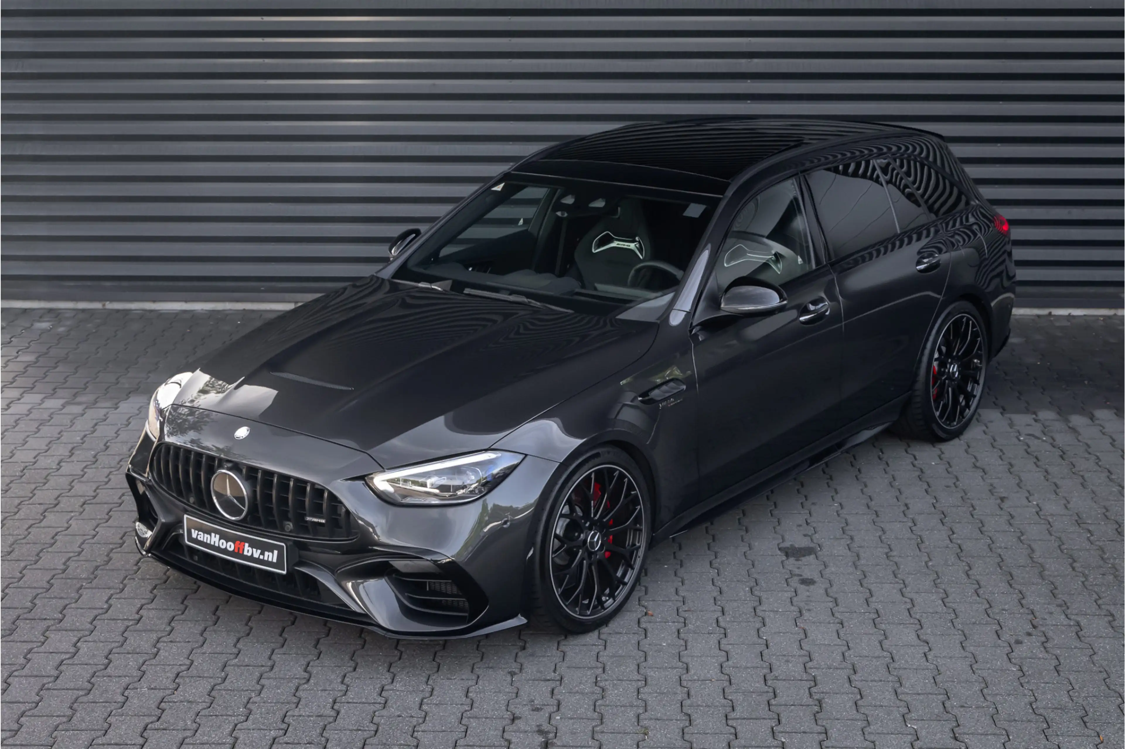 Mercedes-Benz C 63 AMG Estate S E Performance Night Edition AMG Performan — photo 2