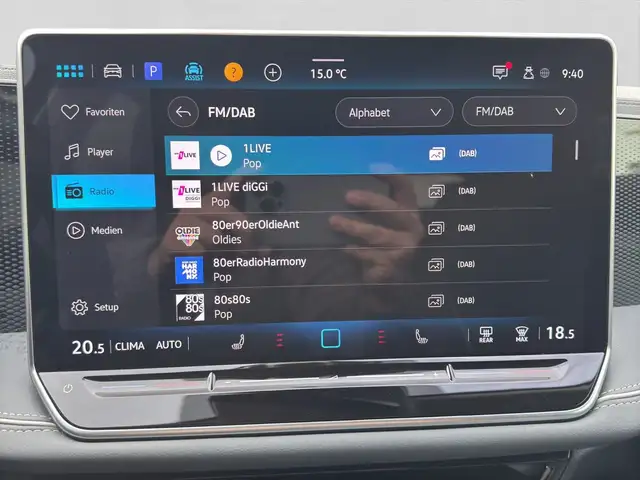 Volkswagen Passat view 13