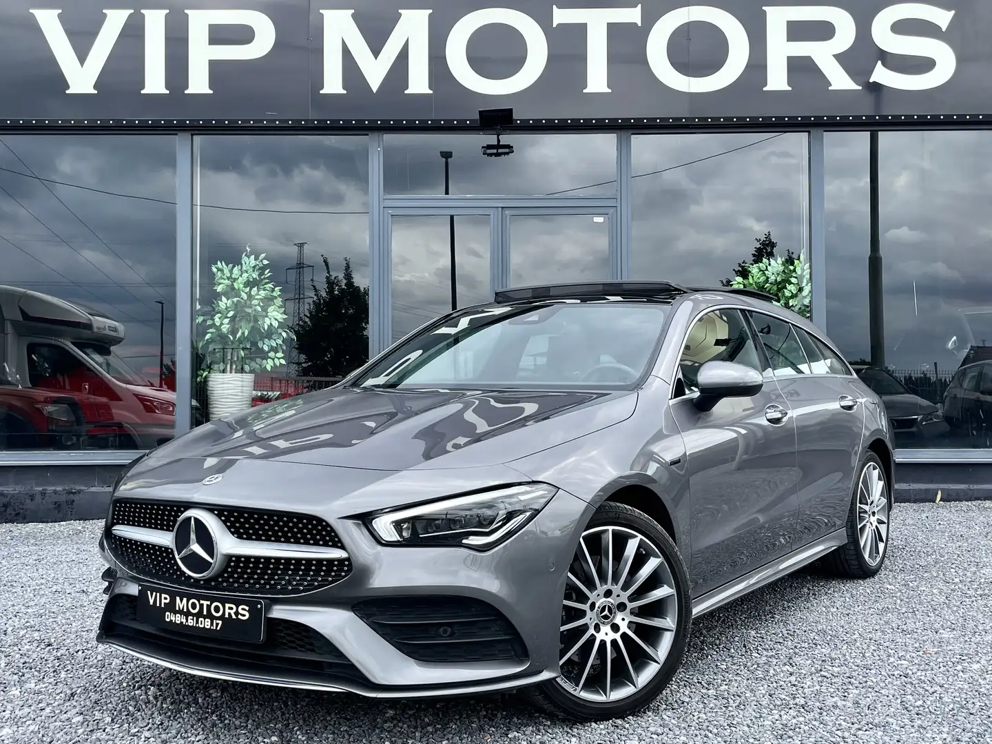 Mercedes-Benz CLA 250 PACK AMG // TOIT PANORAMIQUE // SIEGES ELECTRIQUES Grijs - 1