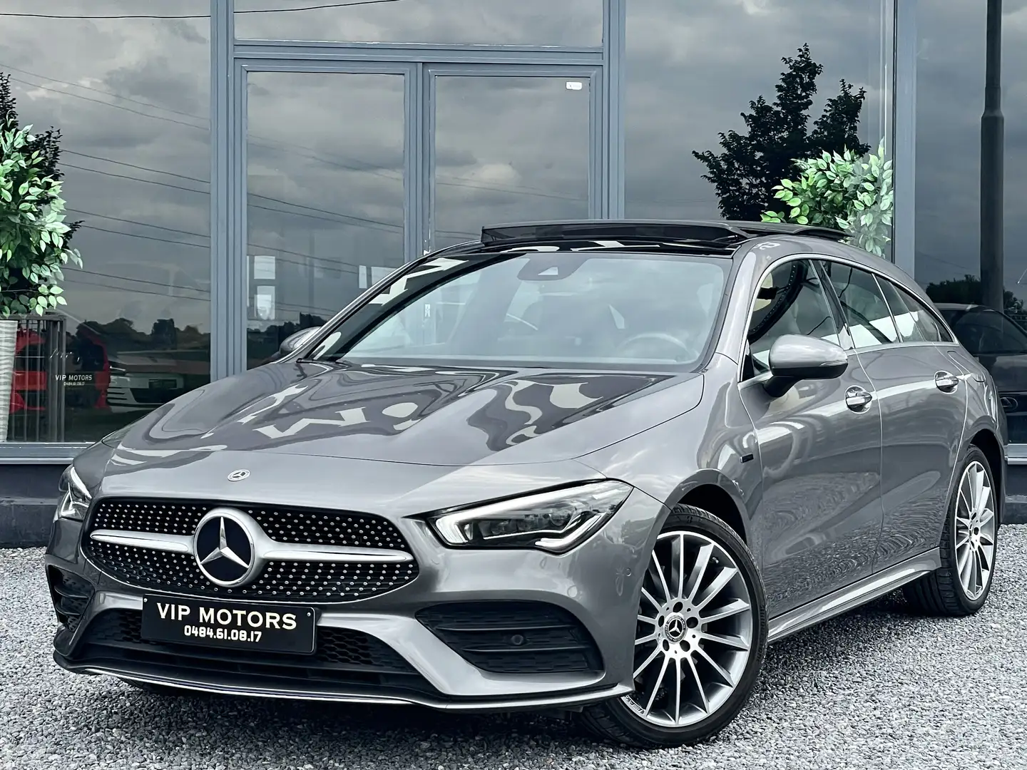 Mercedes-Benz CLA 250 PACK AMG // TOIT PANORAMIQUE // SIEGES ELECTRIQUES Grijs - 2
