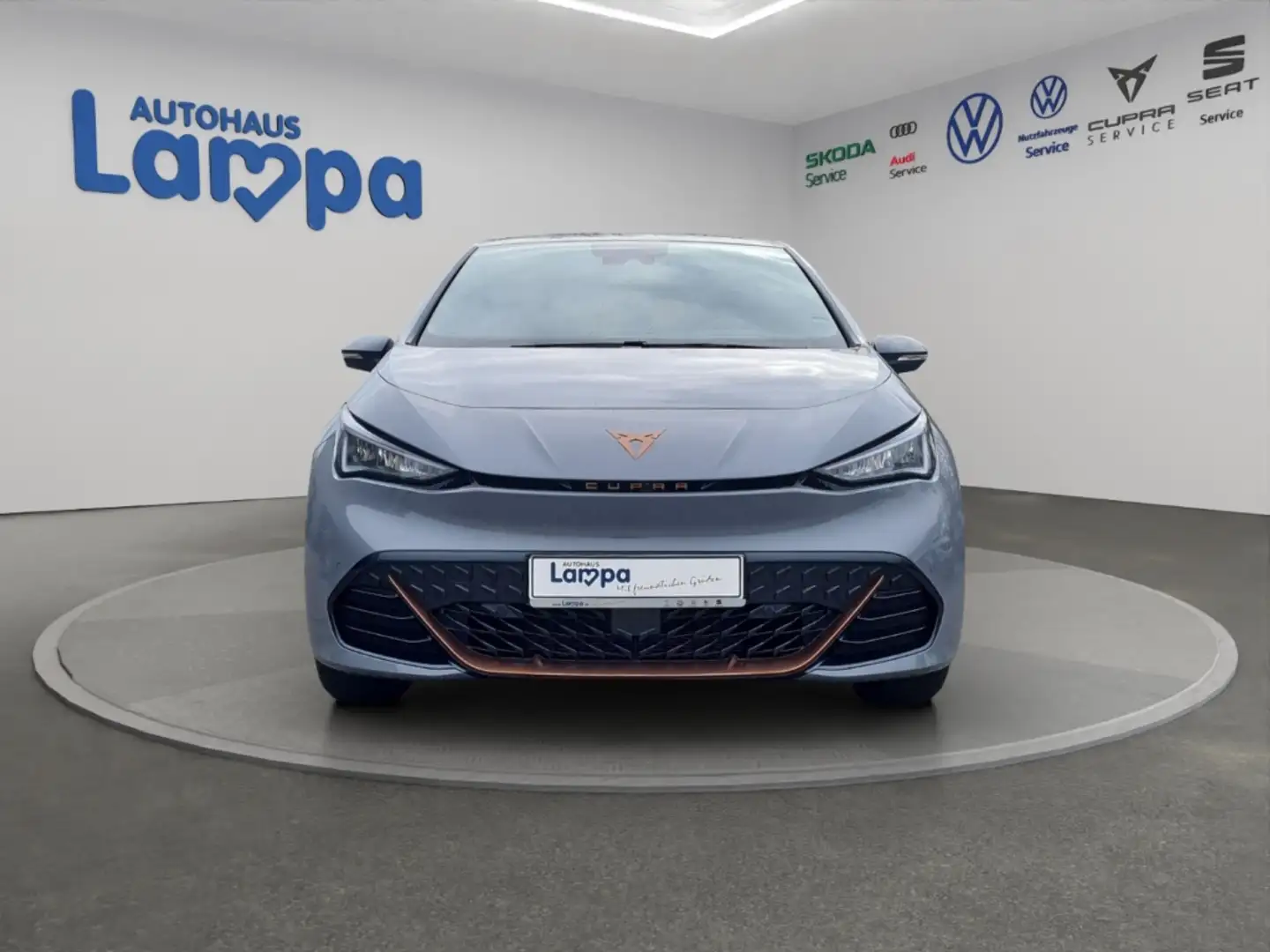 CUPRA Born RFK,360°Camara,A/C,SHZ,ACC,DAB+,LED Šedá - 2