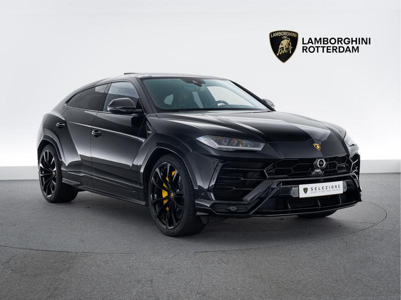 Lamborghini Urus MY22 | Akrapovic | B&O