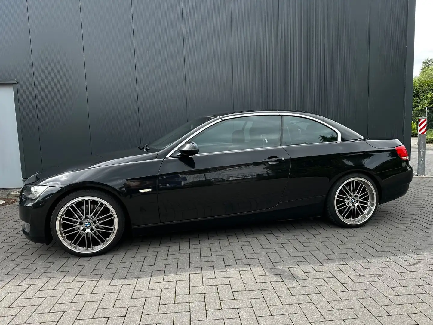 BMW 320 Baureihe 3 Cabrio 320i Negru - 2
