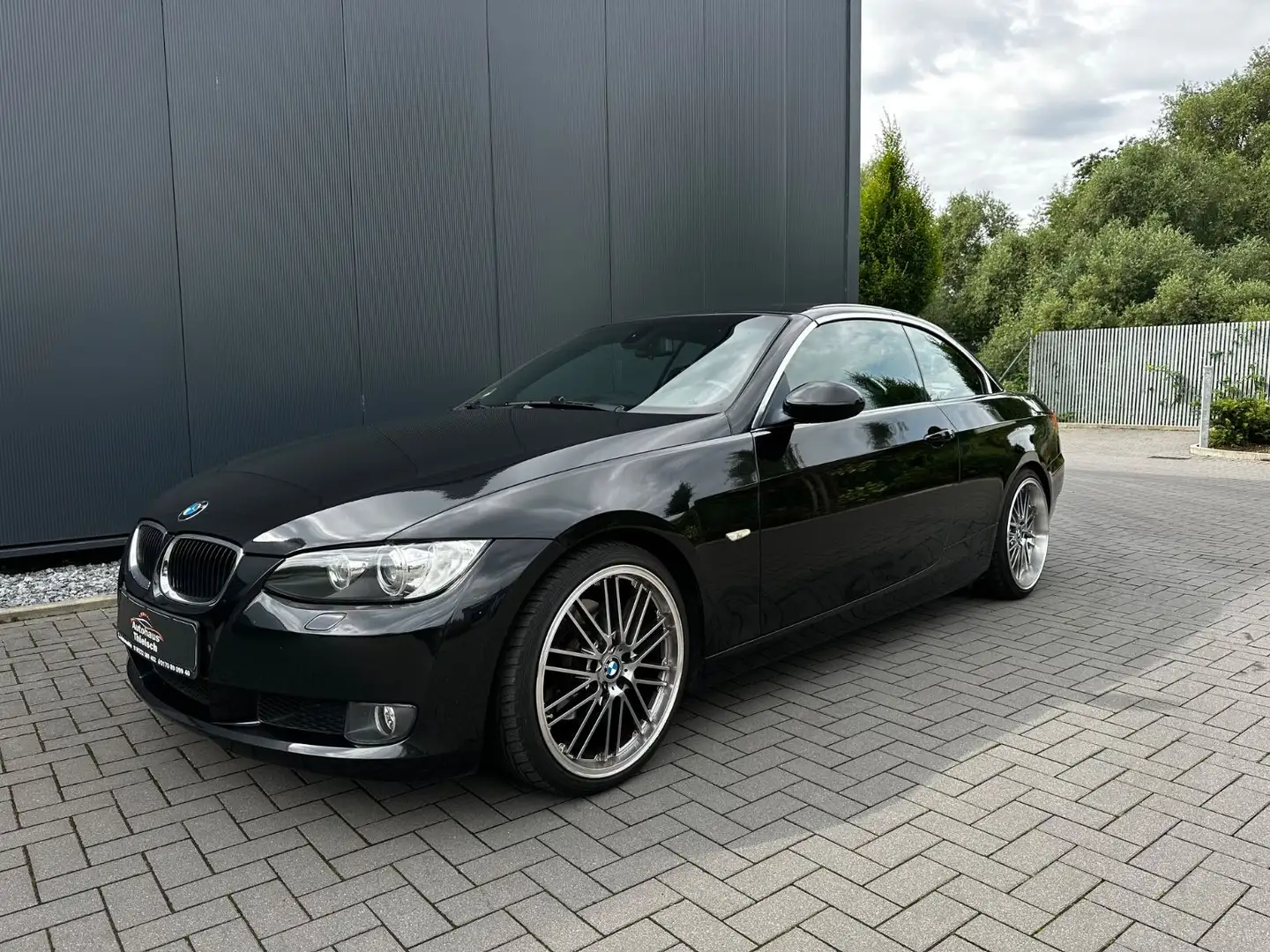 BMW 320 Baureihe 3 Cabrio 320i Negru - 1