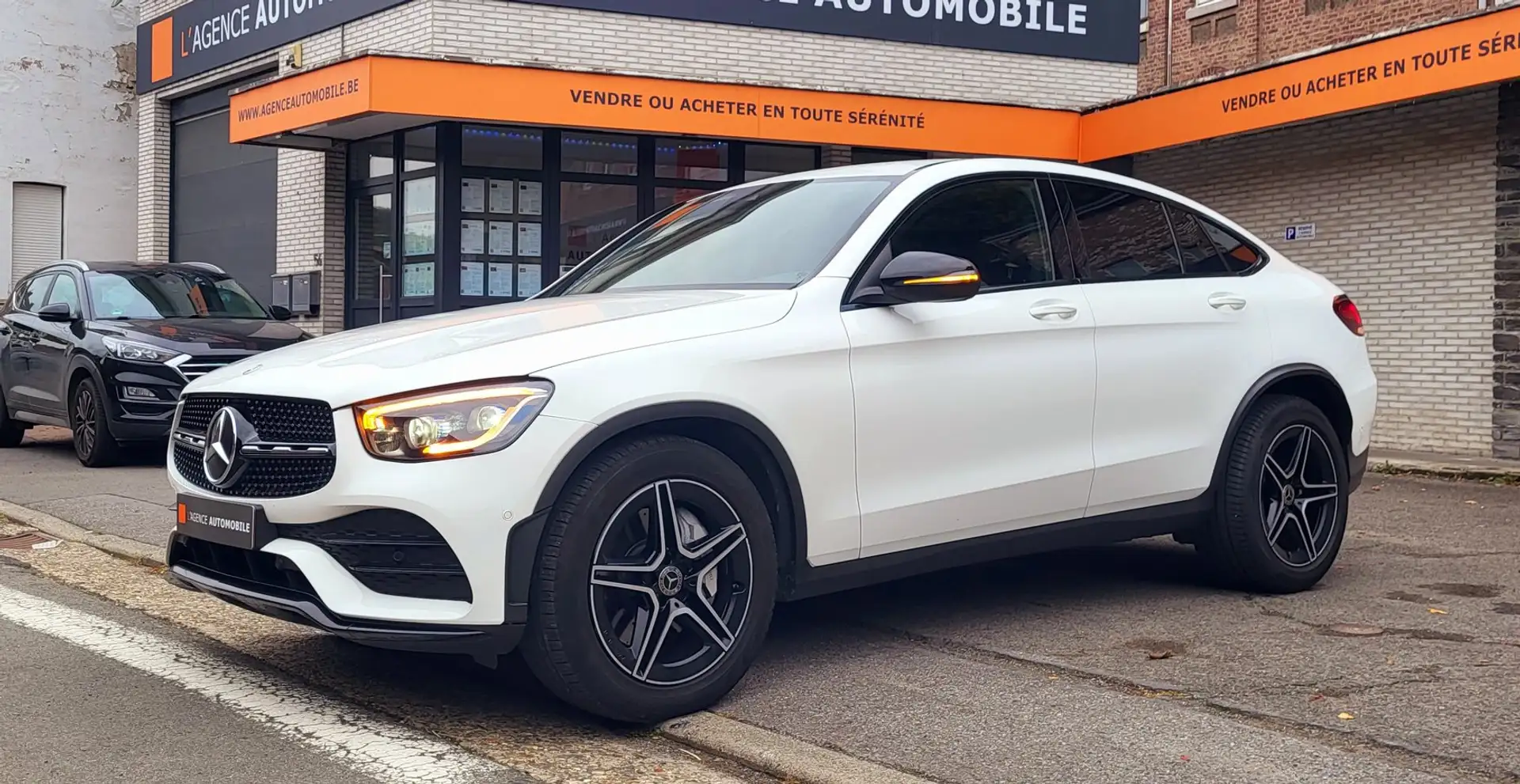 Mercedes-Benz GLC 200 d Coupé 4-Matic AMG BURMESTER Bus Sol EasyEntry Blanc - 2