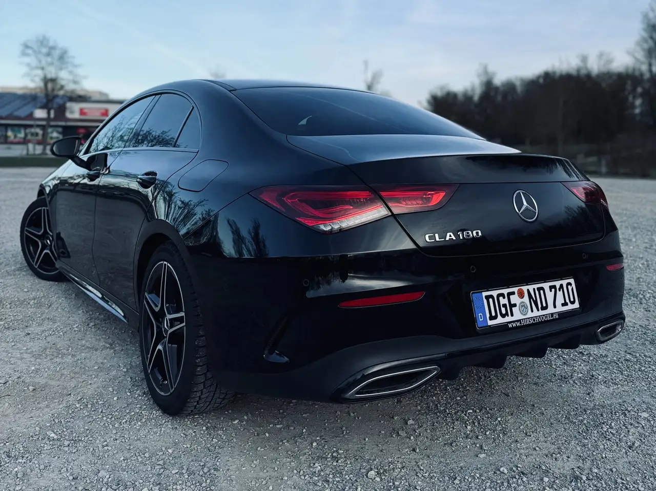 Mercedes-Benz CLA 180