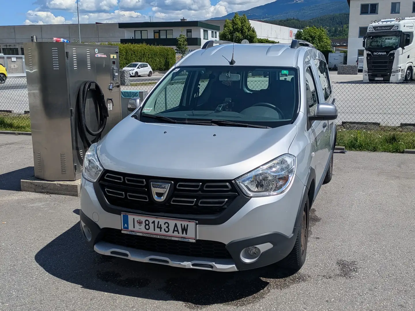 Dacia Dokker Dokker Stepway TCe 115 S Plateado - 1