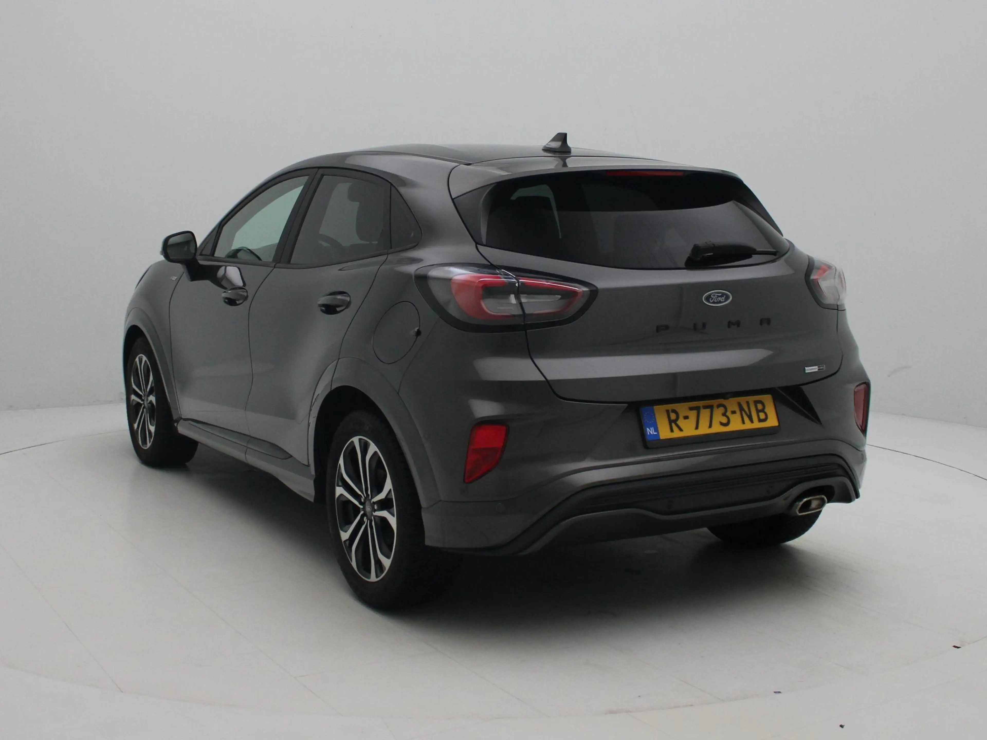 Ford Puma 1.0 EcoBoost Hybrid Titanium X — photo 3