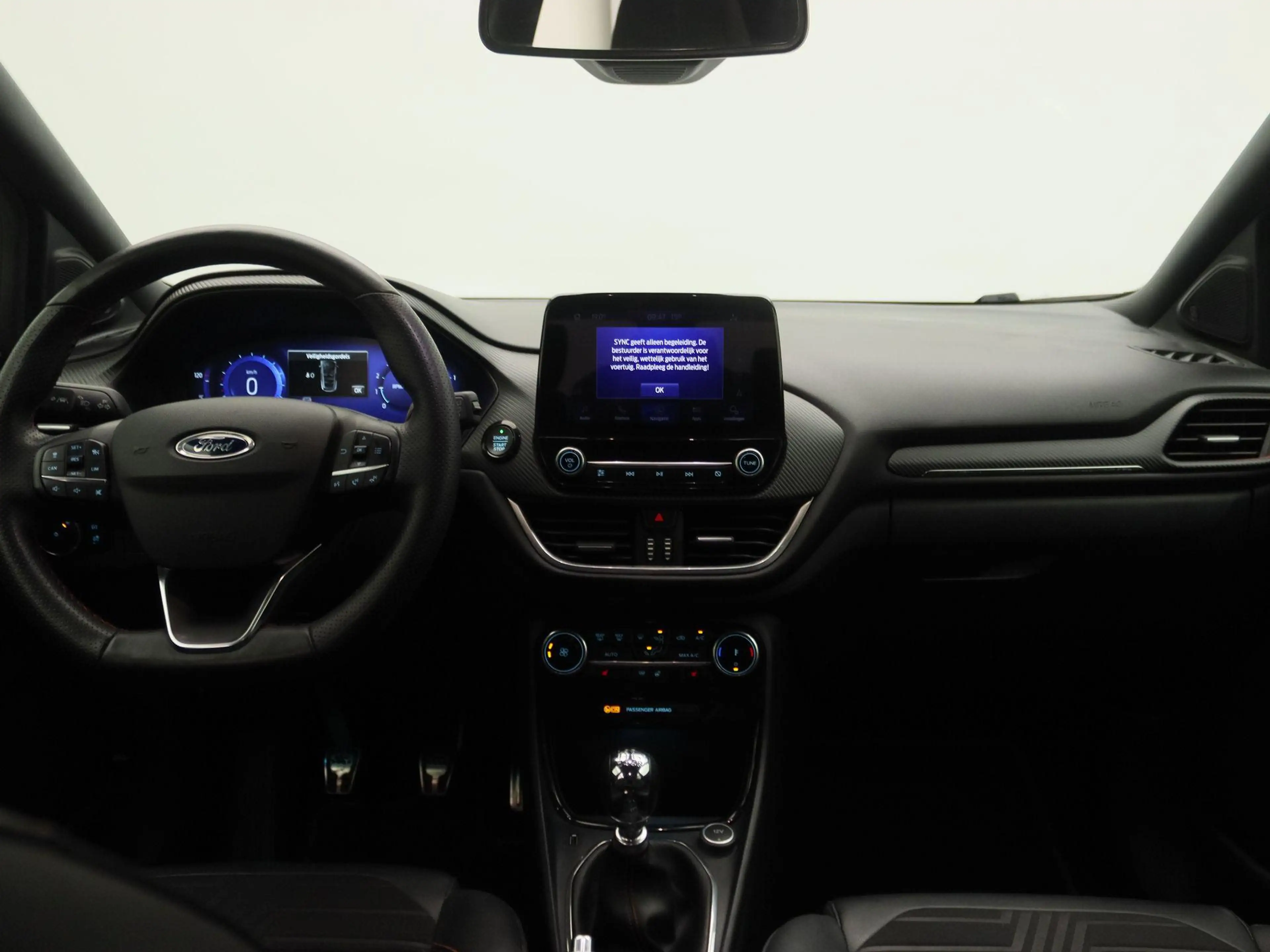 Ford Puma 1.0 EcoBoost Hybrid Titanium X — photo 8