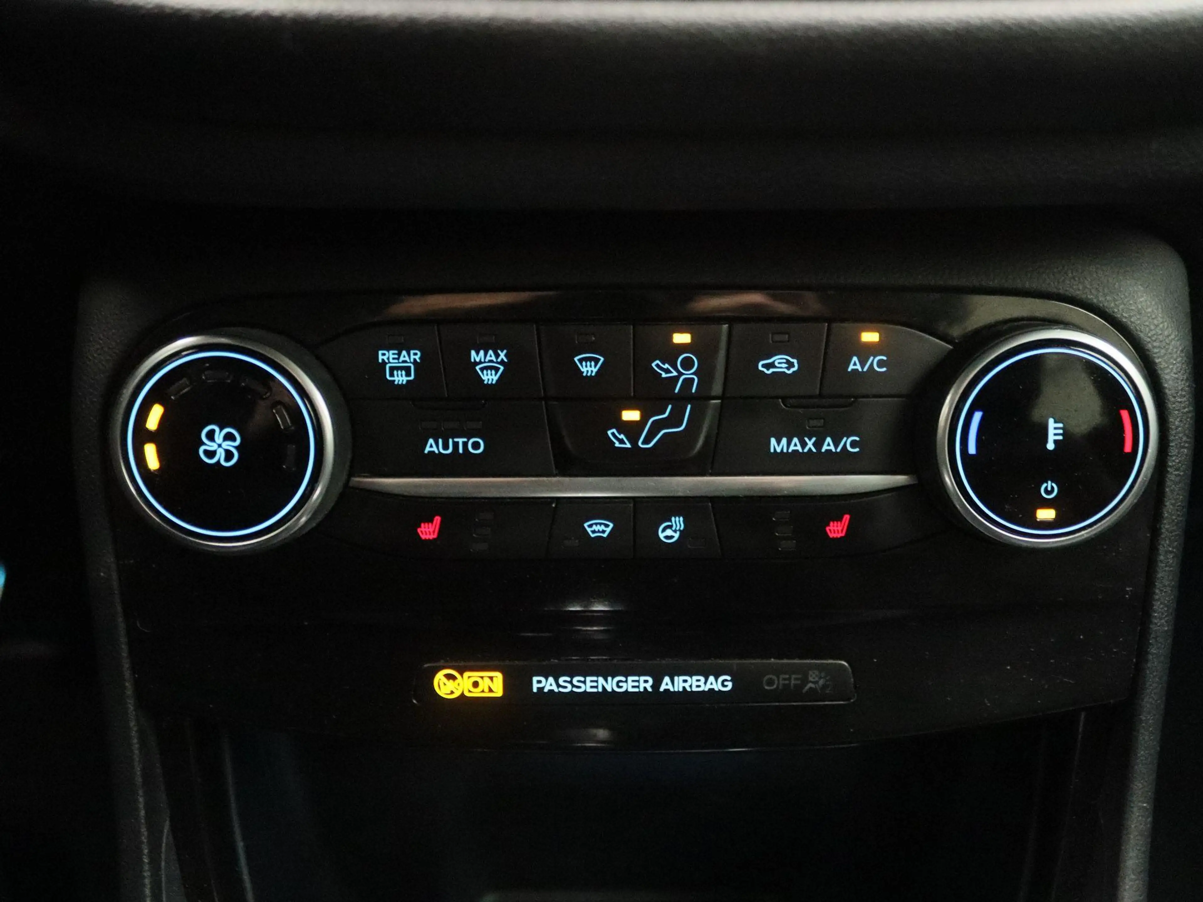 Ford Puma 1.0 EcoBoost Hybrid Titanium X — photo 11