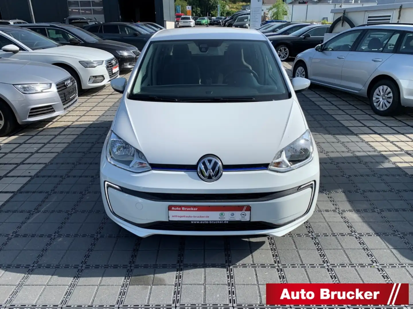 Volkswagen e-up! Alu LED-TFL Klimaautomatik el FH. SHZ Notbremsass. Bílá - 2