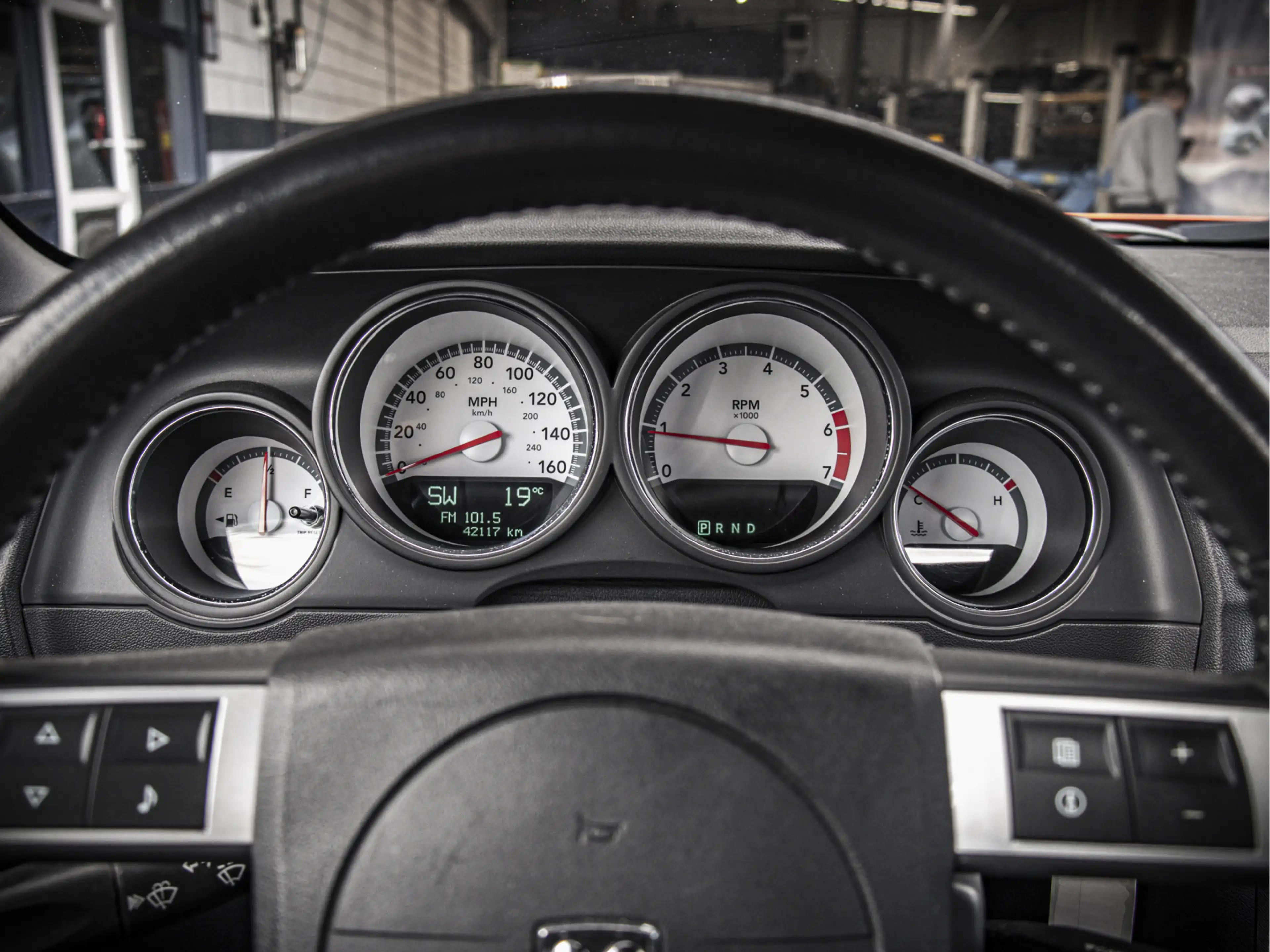 Dodge Challenger | 5.7L V8 — photo 14