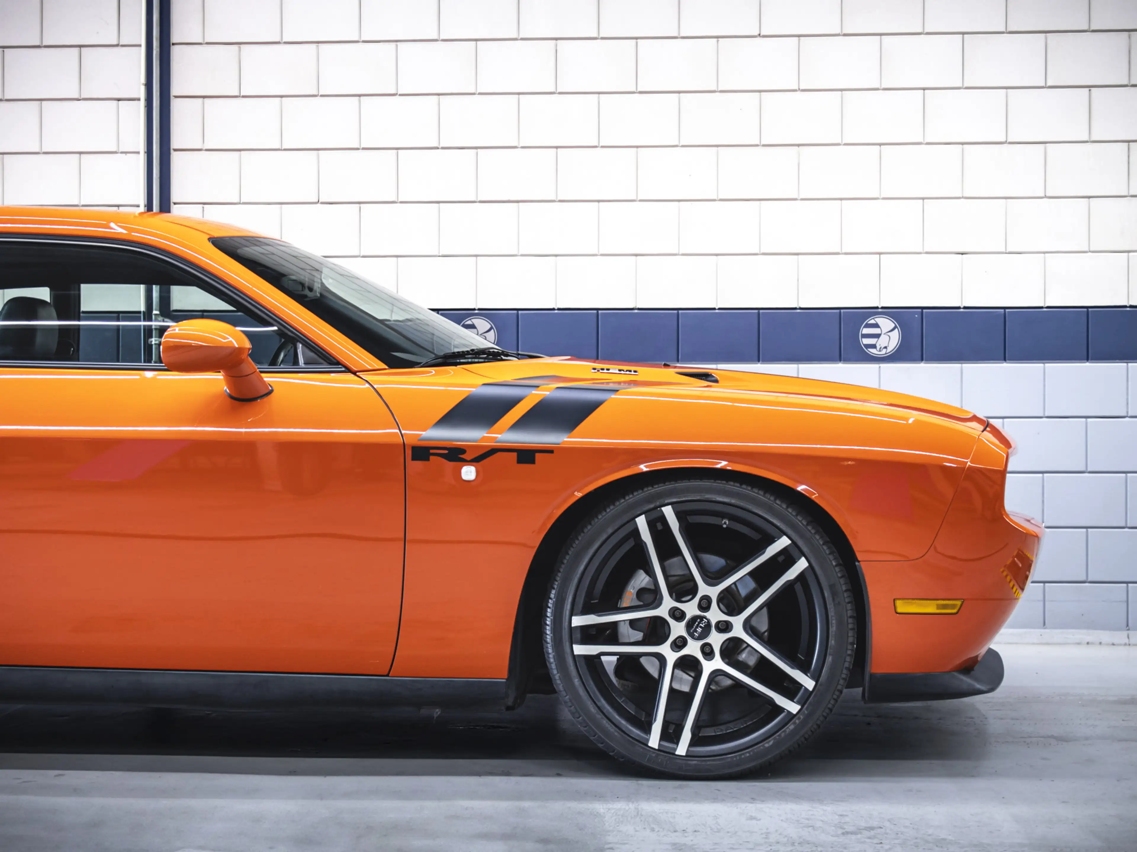 Dodge Challenger | 5.7L V8 — photo 8