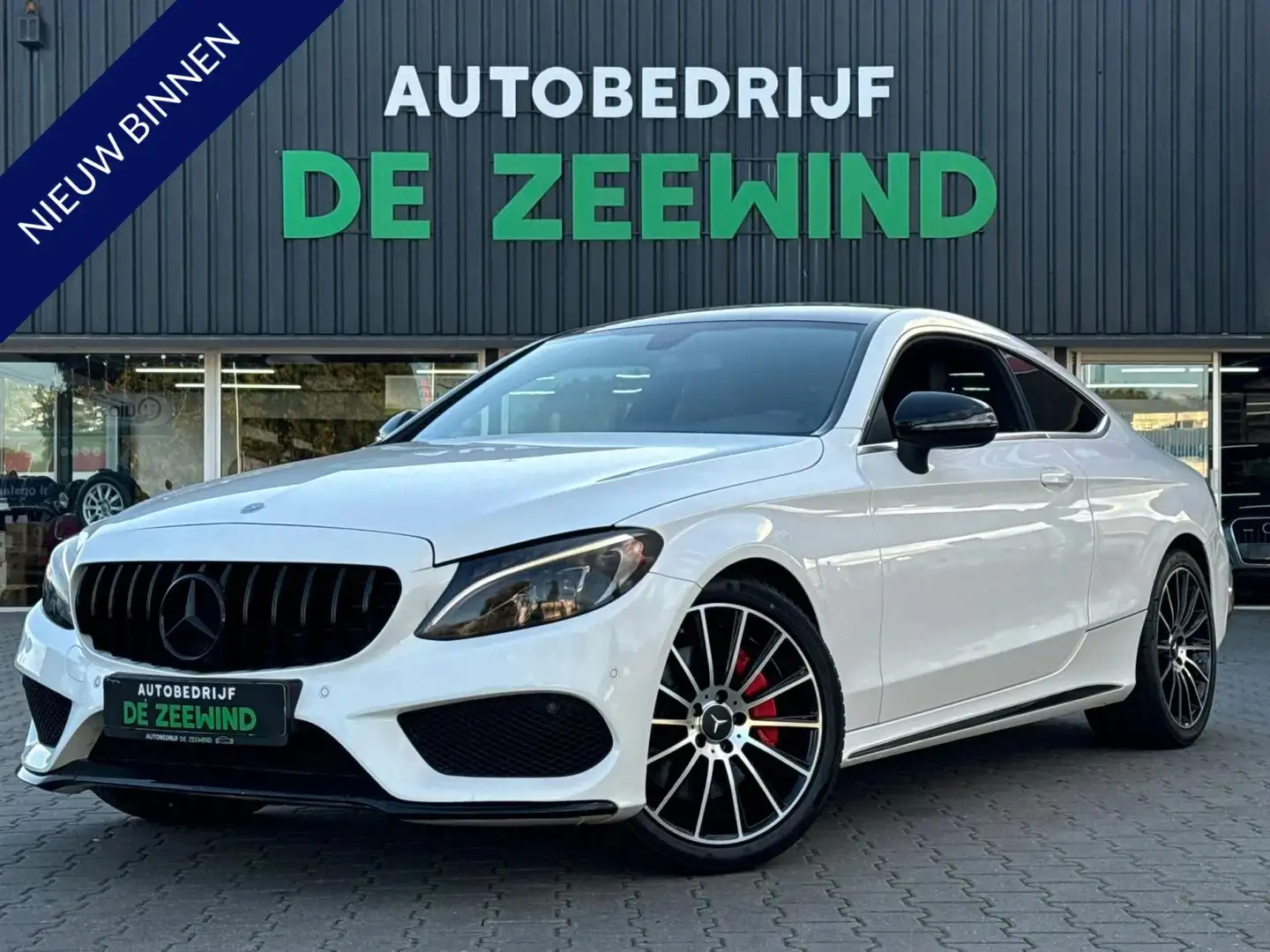 Mercedes-Benz C 250 Coupé d Prestige|LED|Navi|AMG pakket Wit - 1