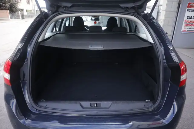 Peugeot 308 view 19