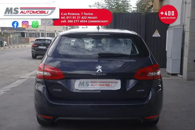Peugeot 308 view 8