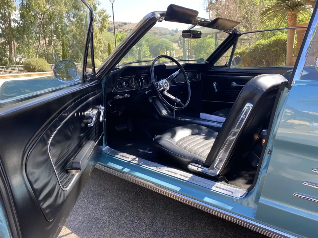 Ford Mustang Cabrio Aut., foto 10